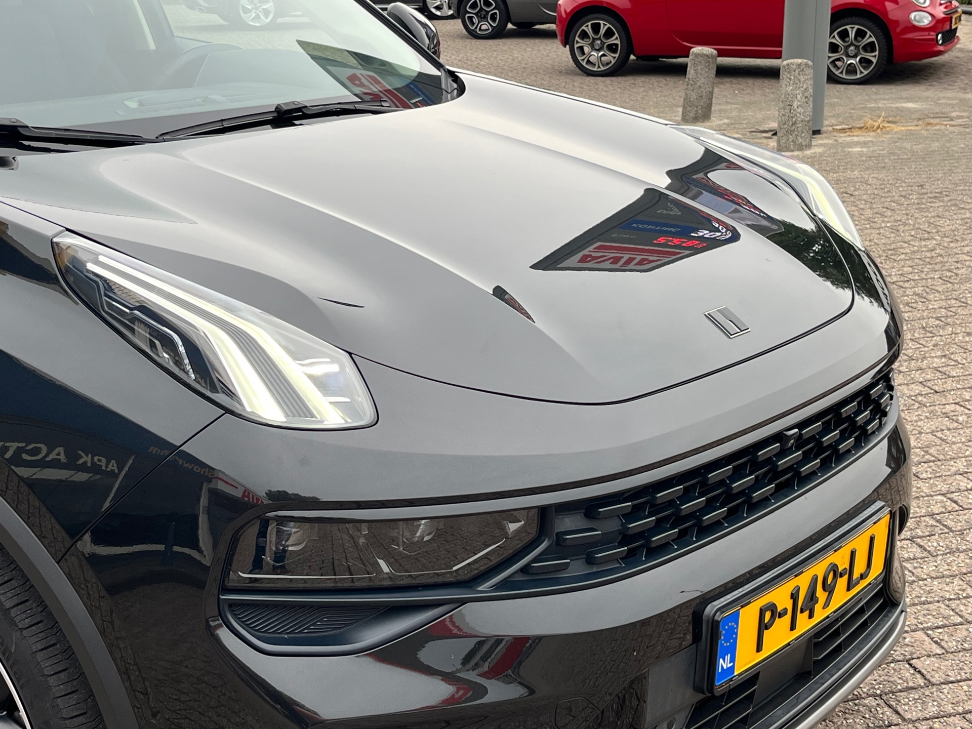 Foto van Lynk&co LYNK & Co 01