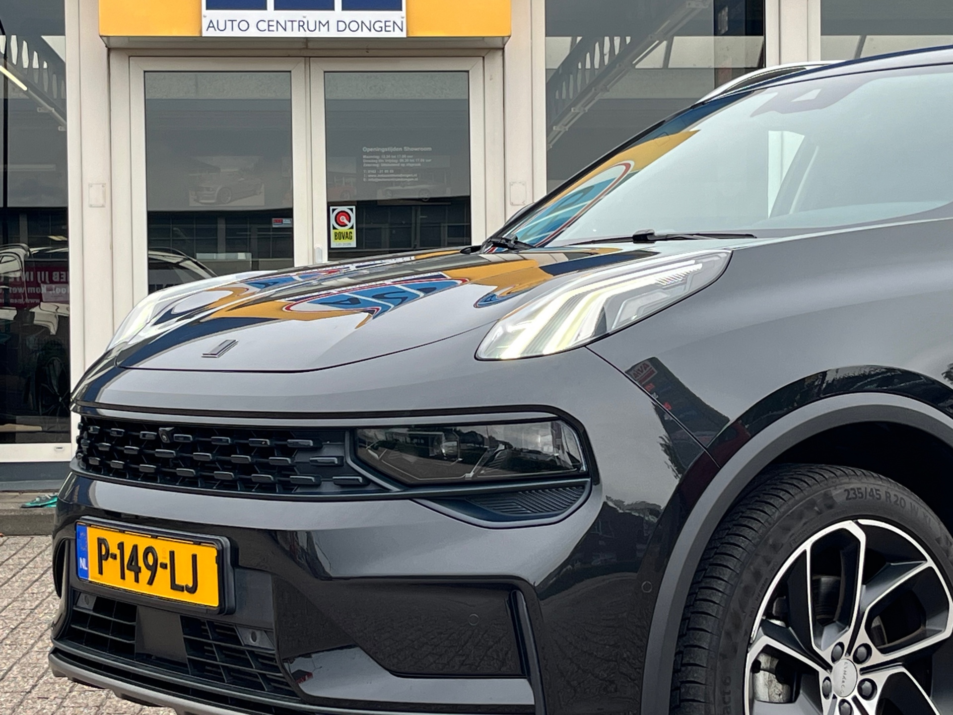 Foto van Lynk&co LYNK & Co 01