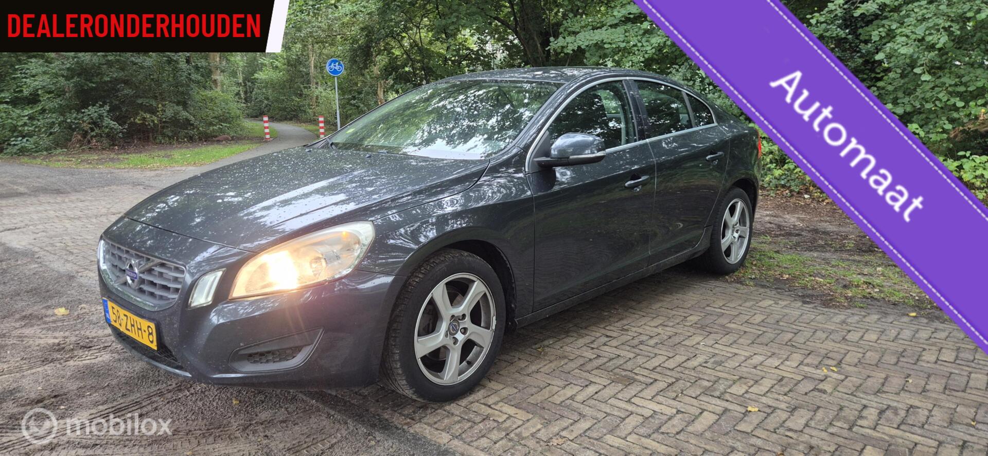 Volvo S60 1.6 D2 Momentum 2012 - voorkant