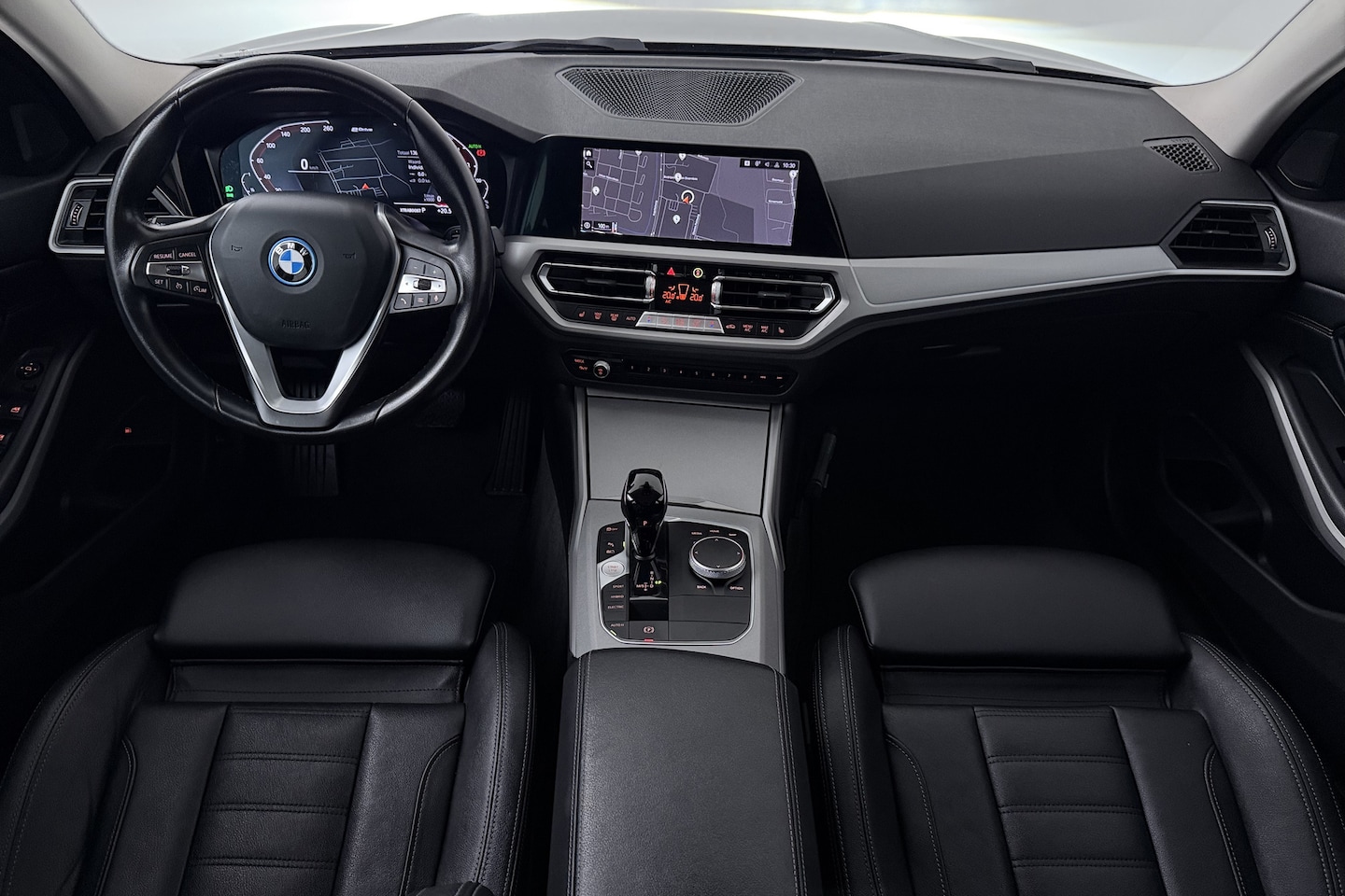 Foto van BMW 330e