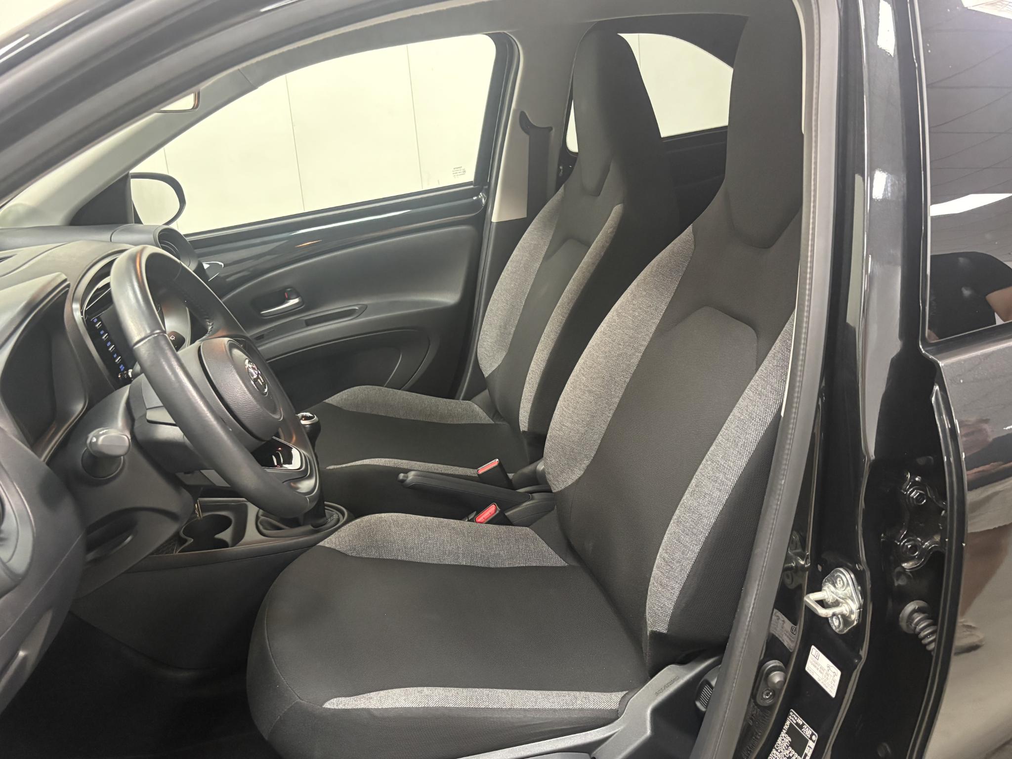Foto van Toyota Toyota Aygo X