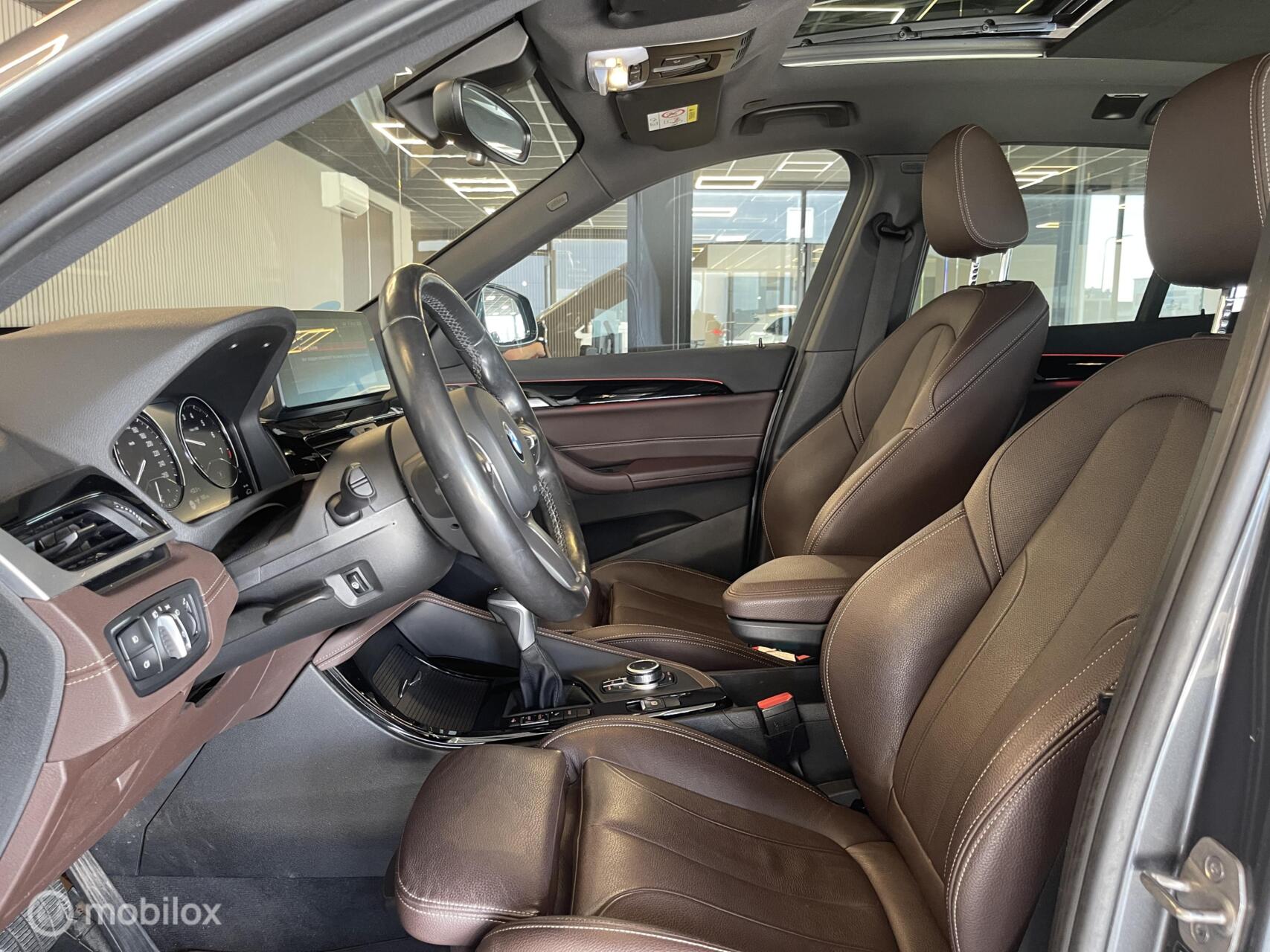 Foto van BMW X1 Xdrive25e