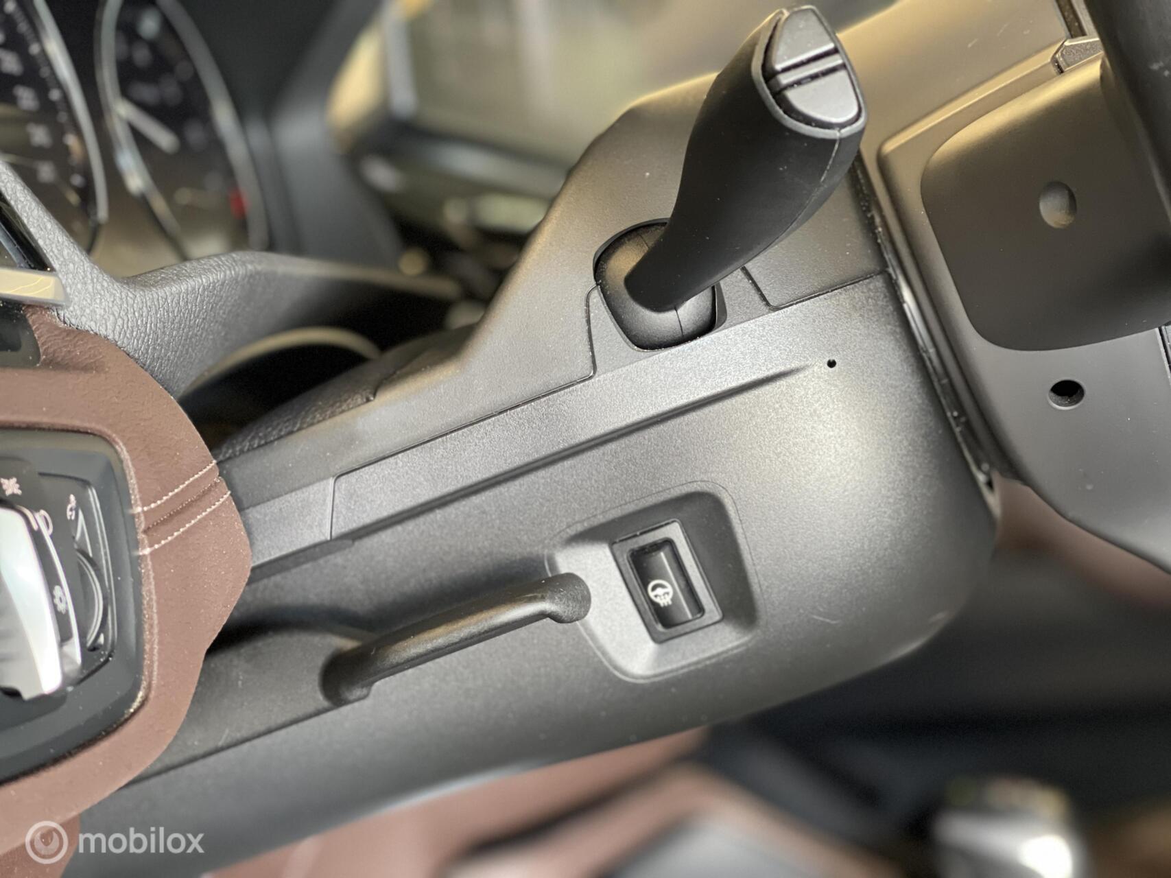 Foto van BMW X1 Xdrive25e