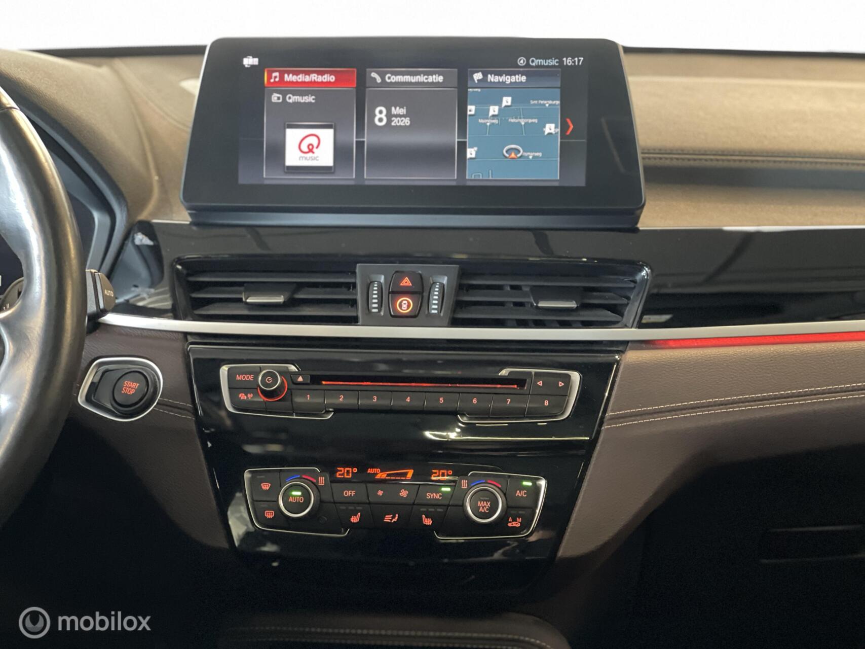 Foto van BMW X1 Xdrive25e