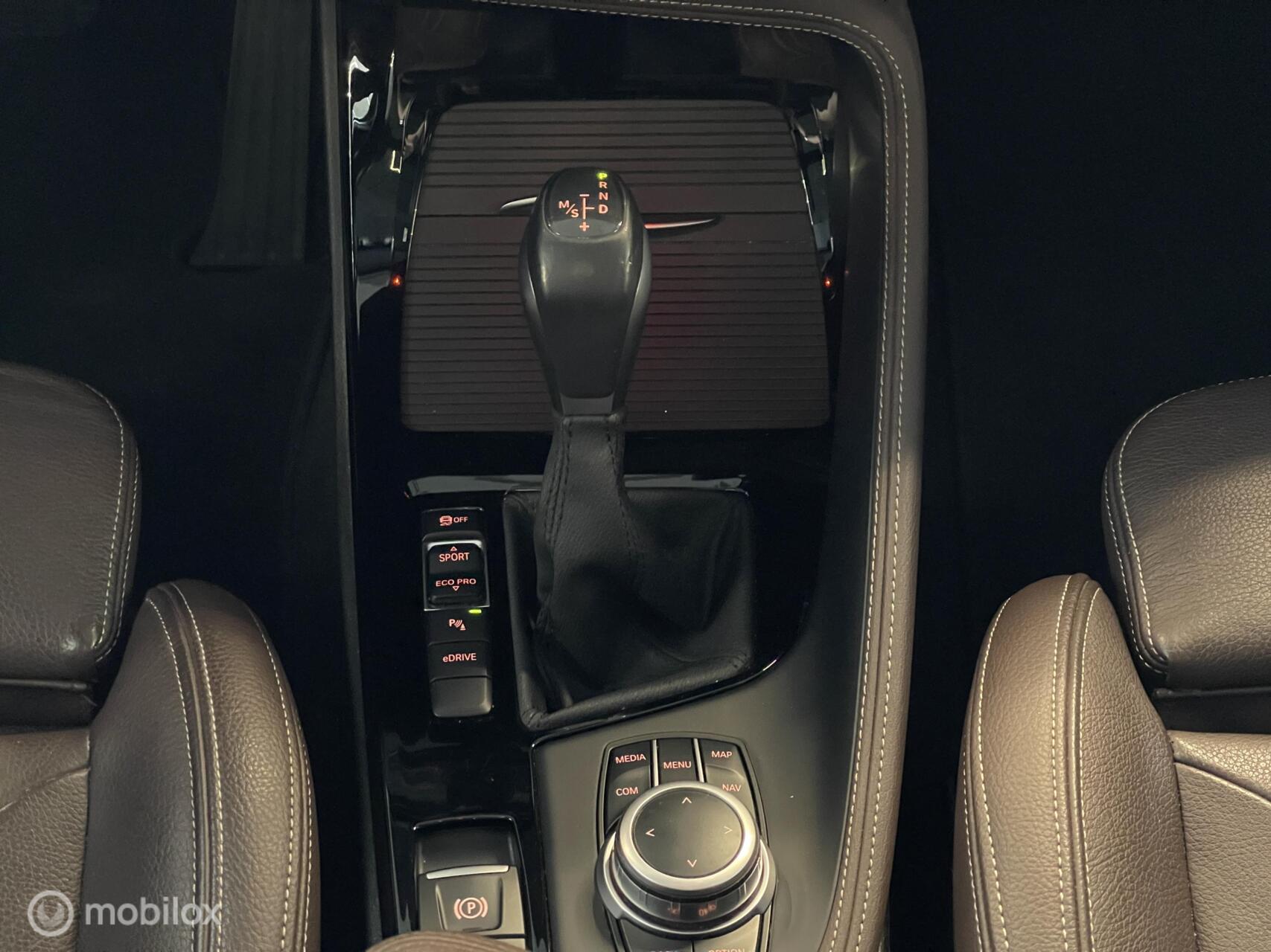 Foto van BMW X1 Xdrive25e