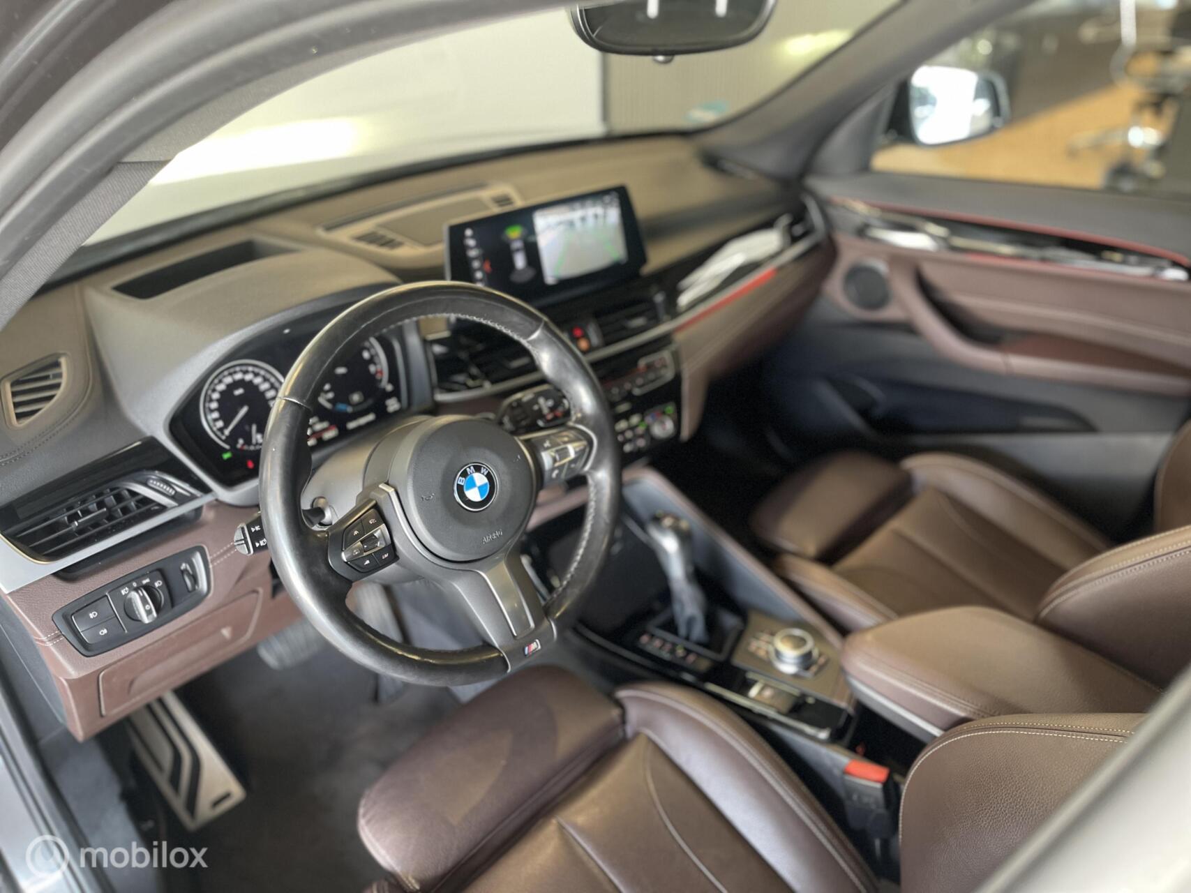 Foto van BMW X1 Xdrive25e