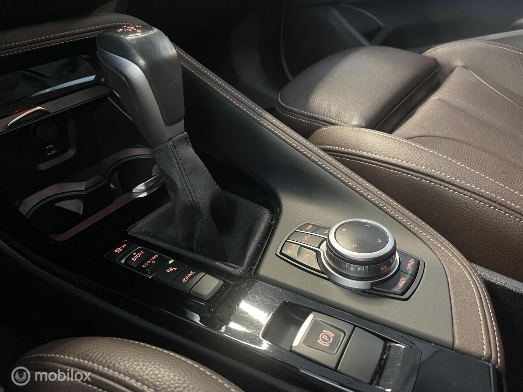 Foto van BMW X1 Xdrive25e
