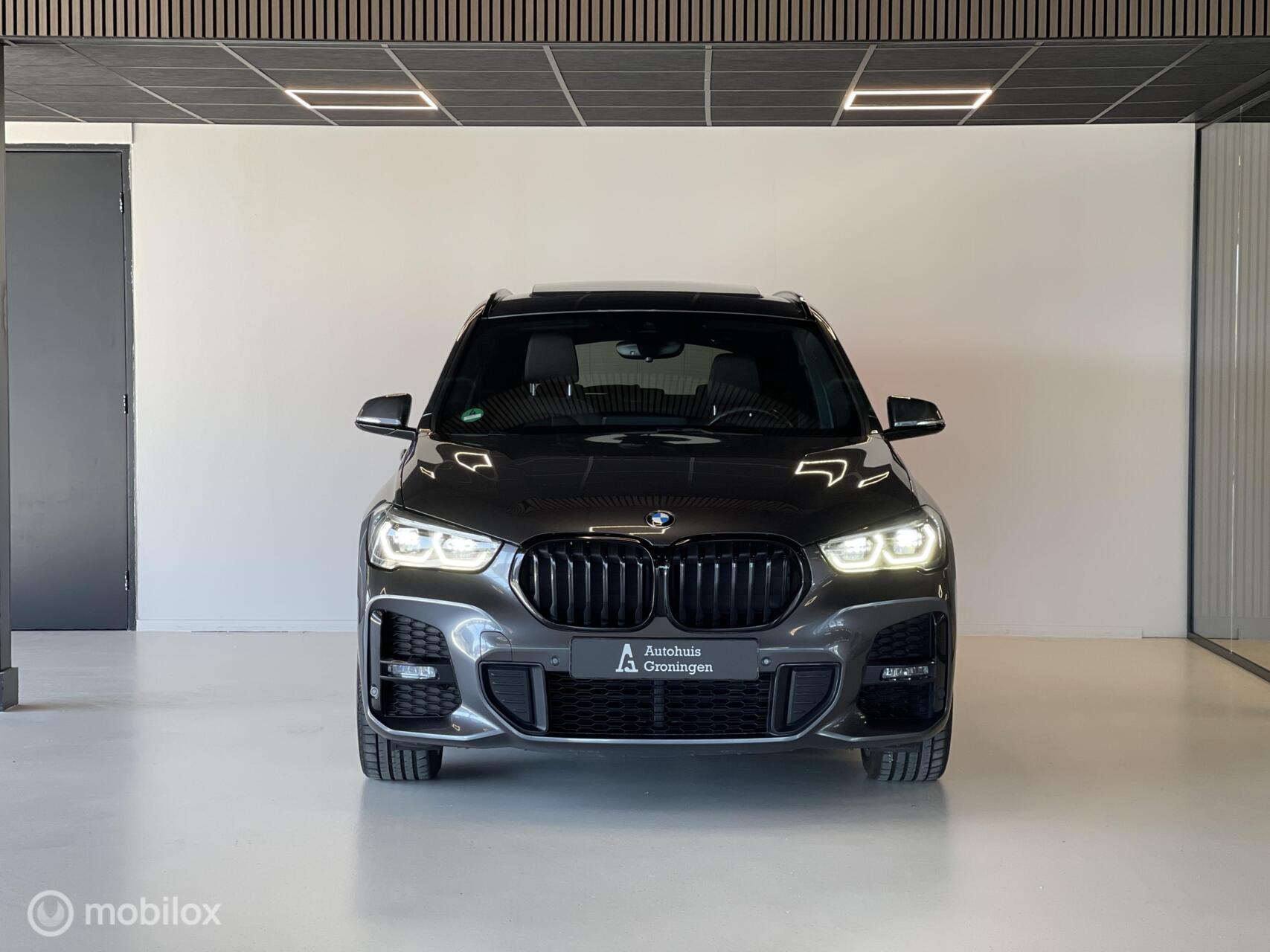 Foto van BMW X1 Xdrive25e