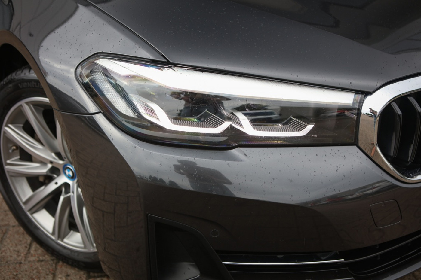 Foto van BMW 530e