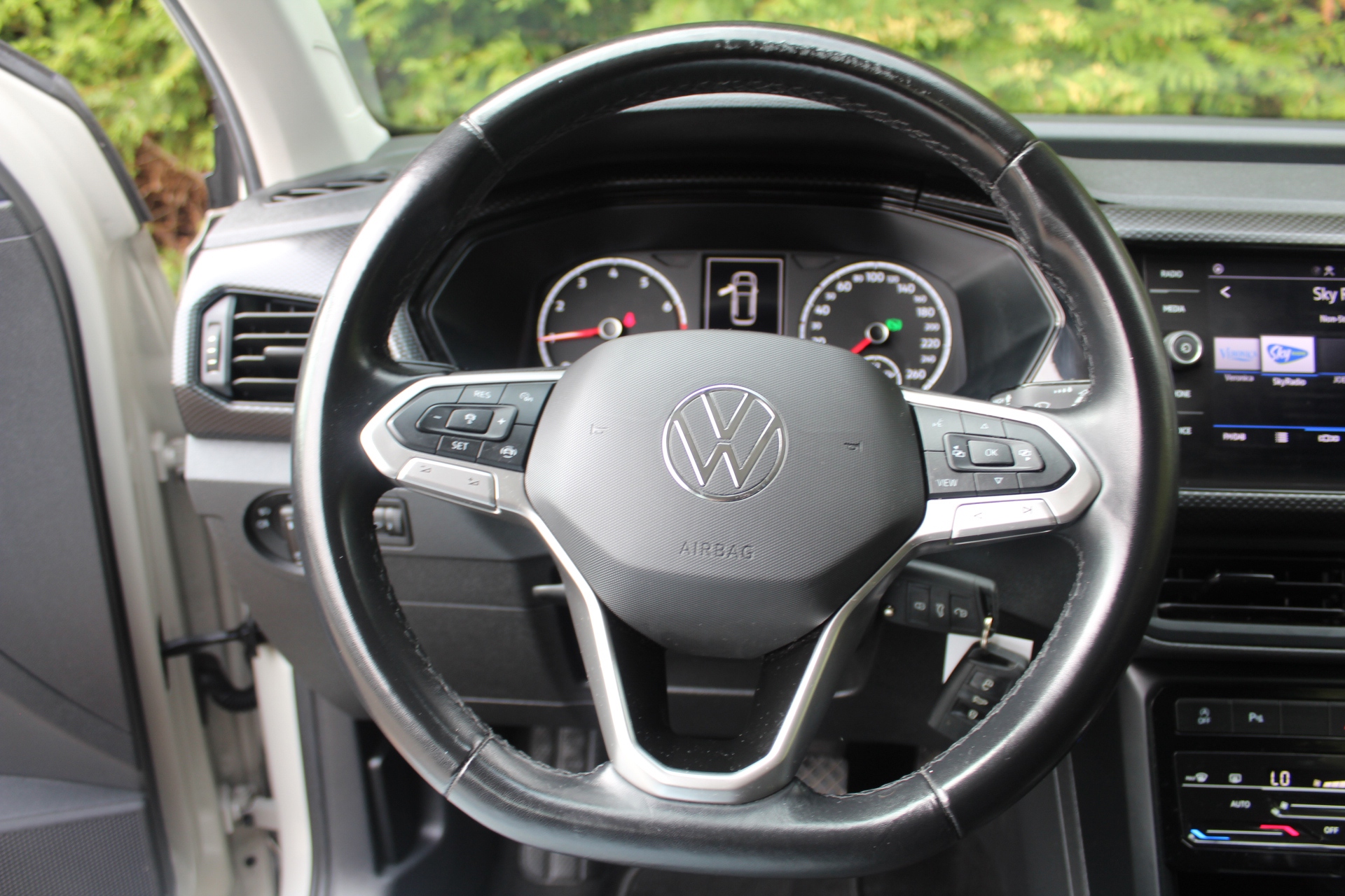 Foto van Volkswagen T-cross