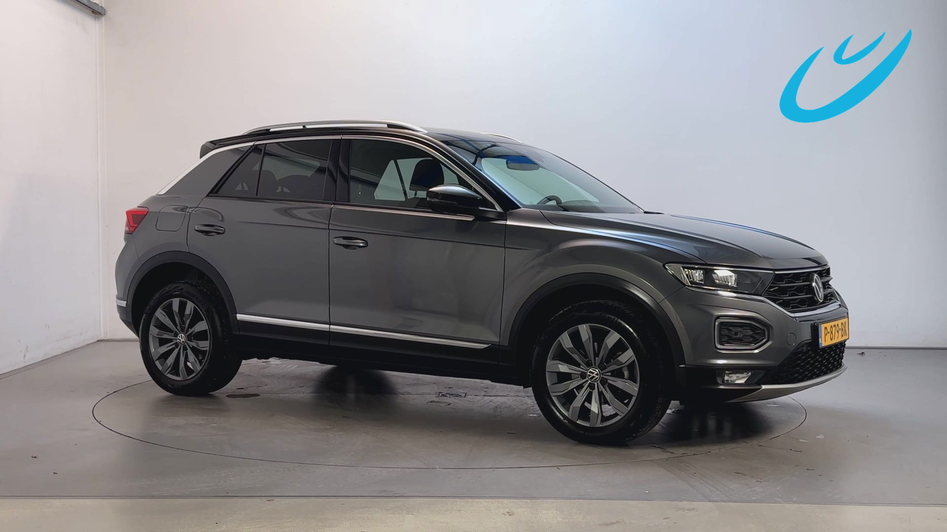 Volkswagen T-roc 1.5 TSI 150pk DSG Sport Virtual Cockpit Stoelverwarming Camera App-Connect DAB+ 2022 - voorkant
