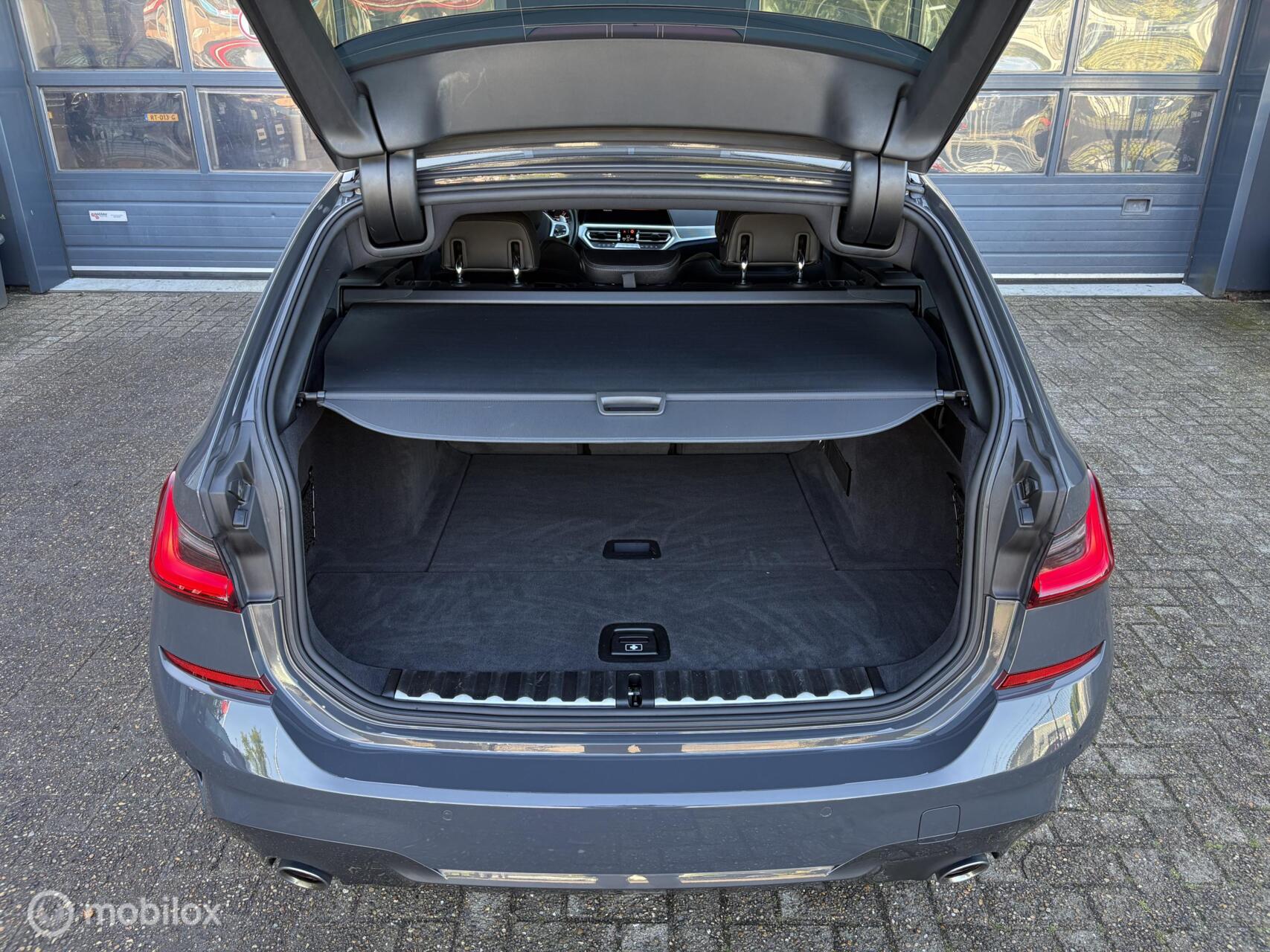 Foto van BMW 318i