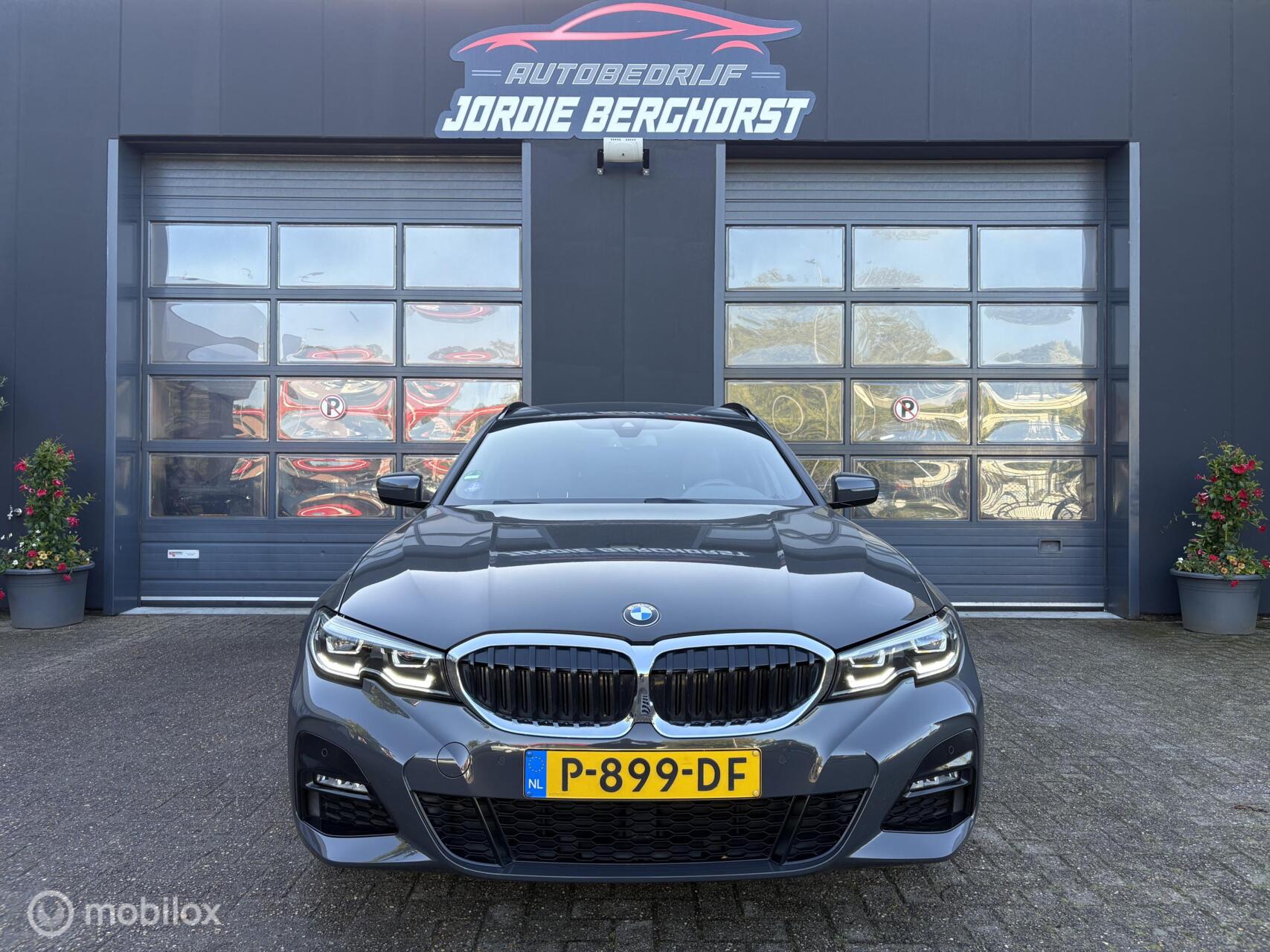 Foto van BMW 318i