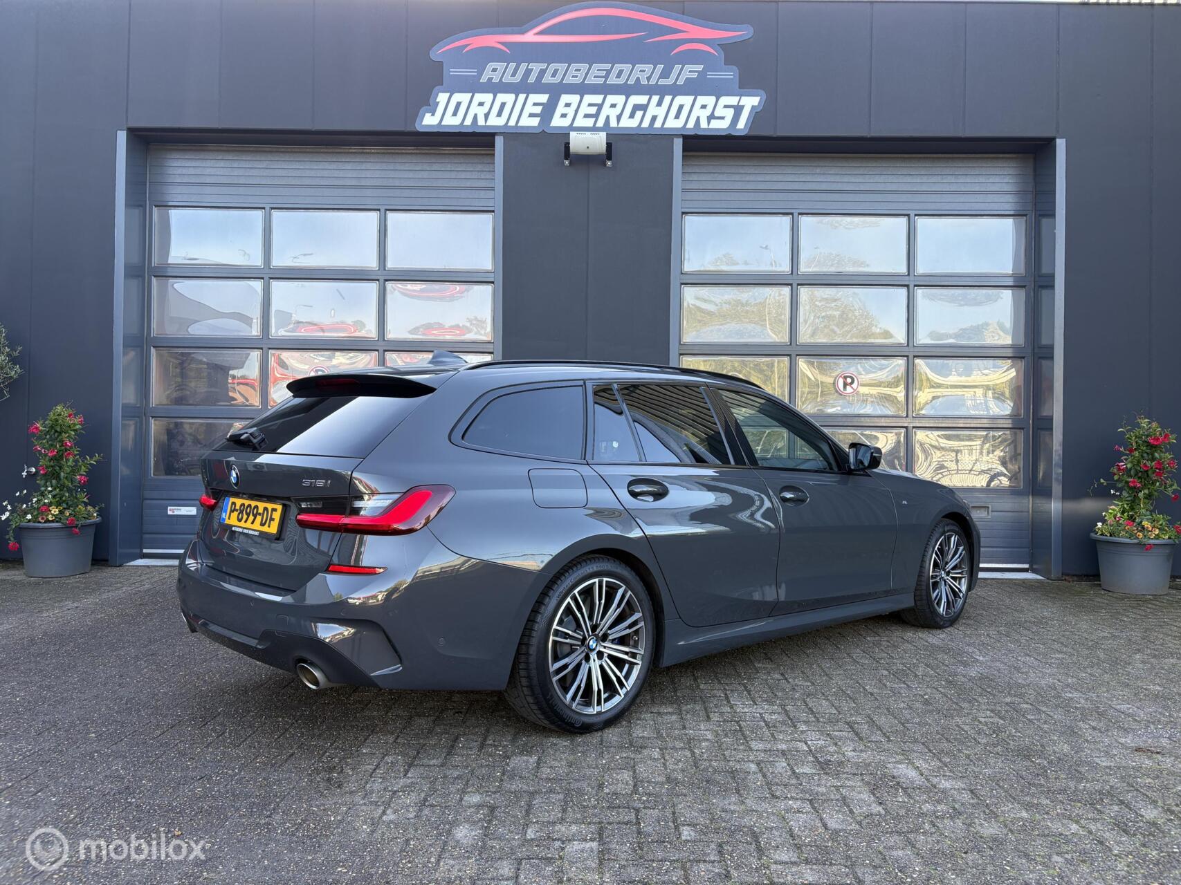 Foto van BMW 318i