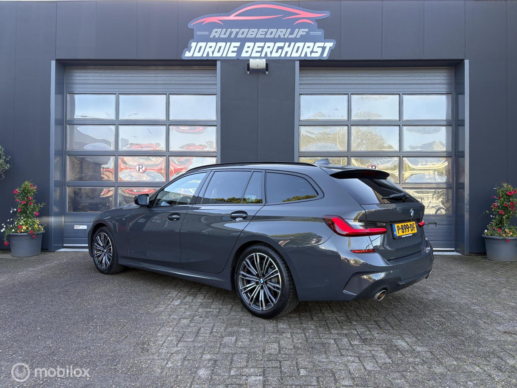 Foto van BMW 318i