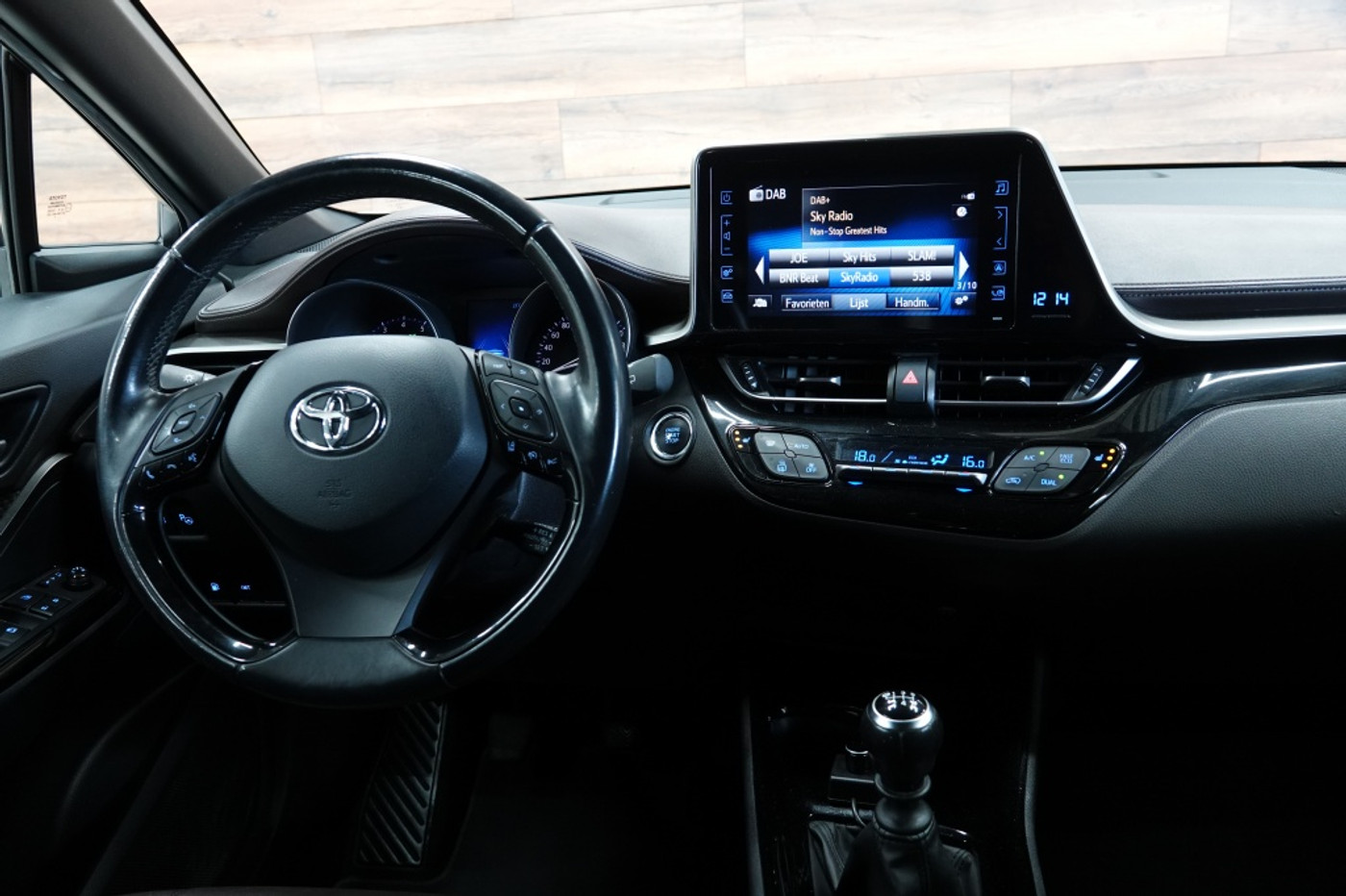 Foto van Toyota Toyota C-hr