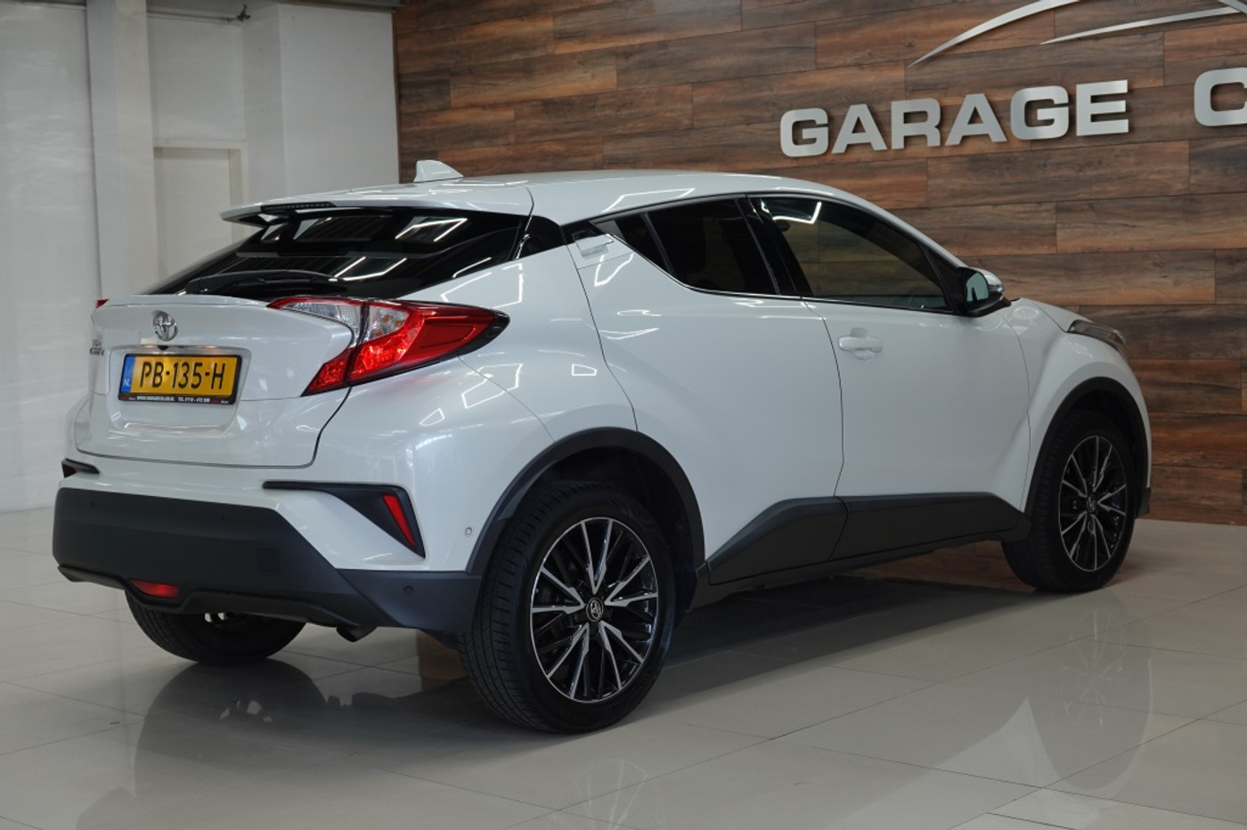 Foto van Toyota Toyota C-hr
