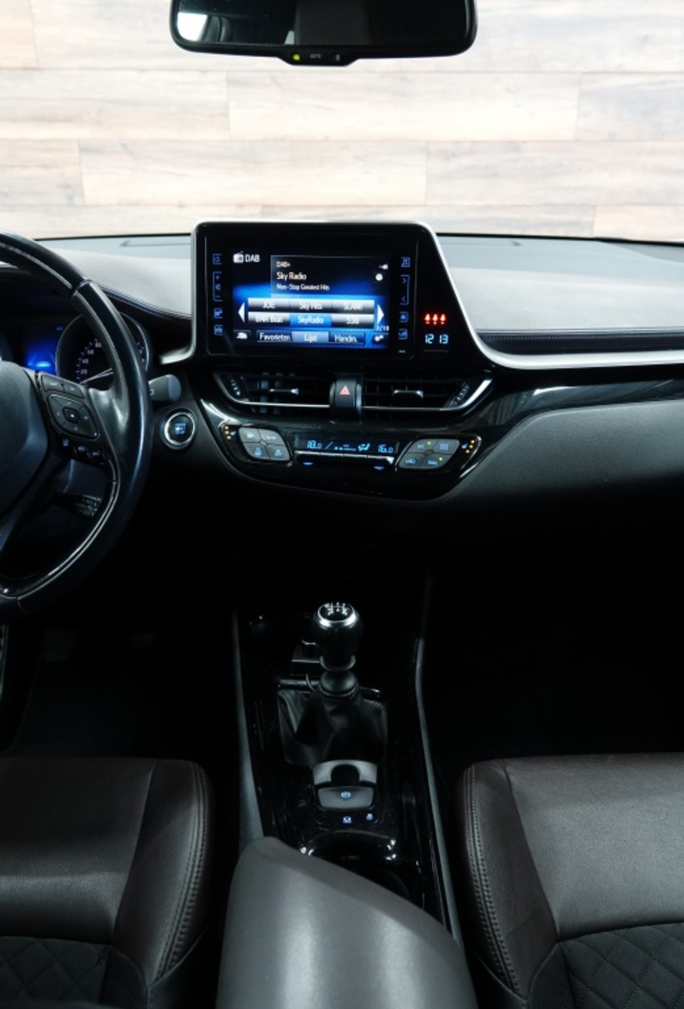 Foto van Toyota Toyota C-hr