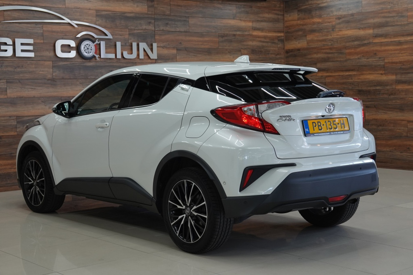Foto van Toyota Toyota C-hr