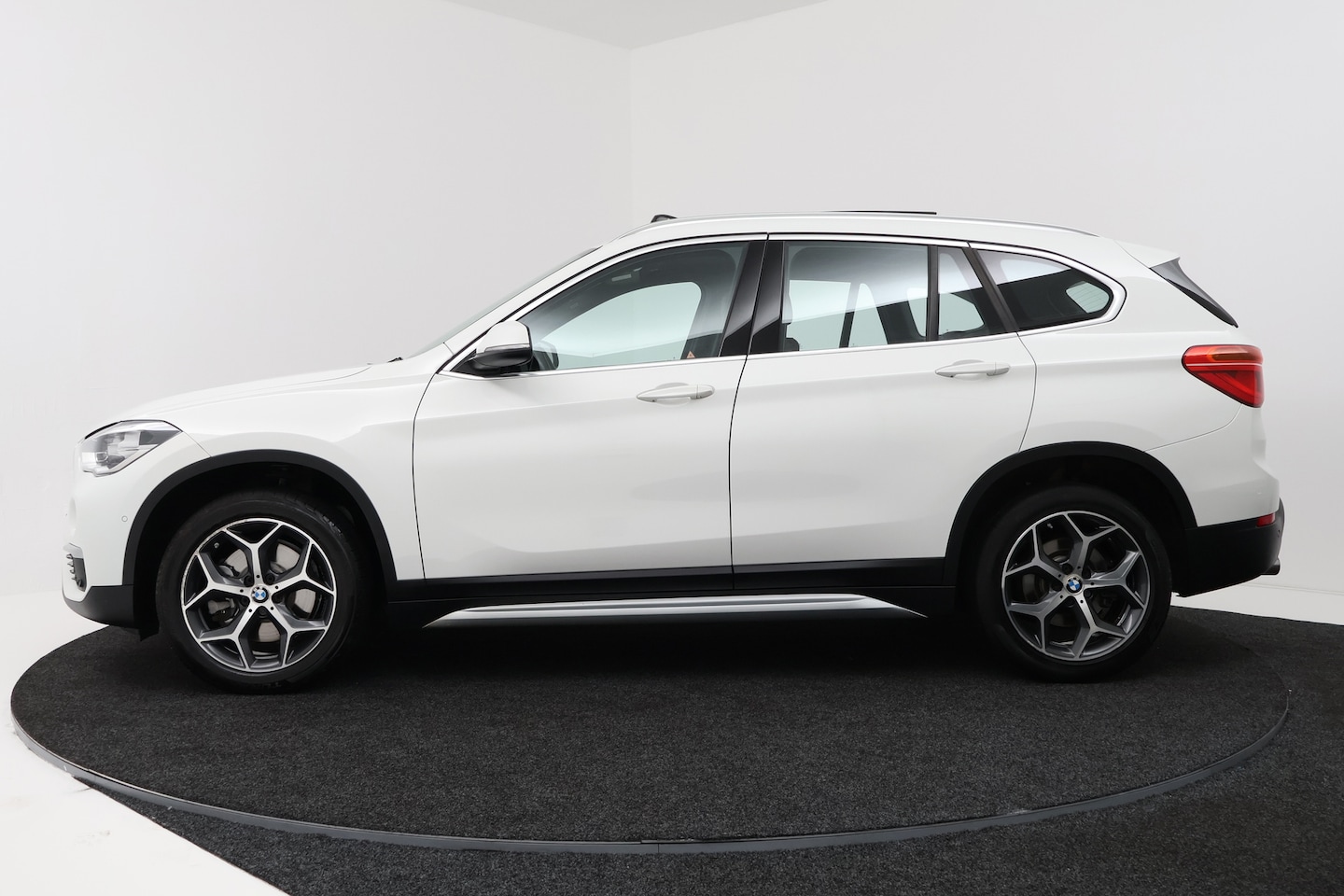 Foto van BMW X1 Sdrive20i