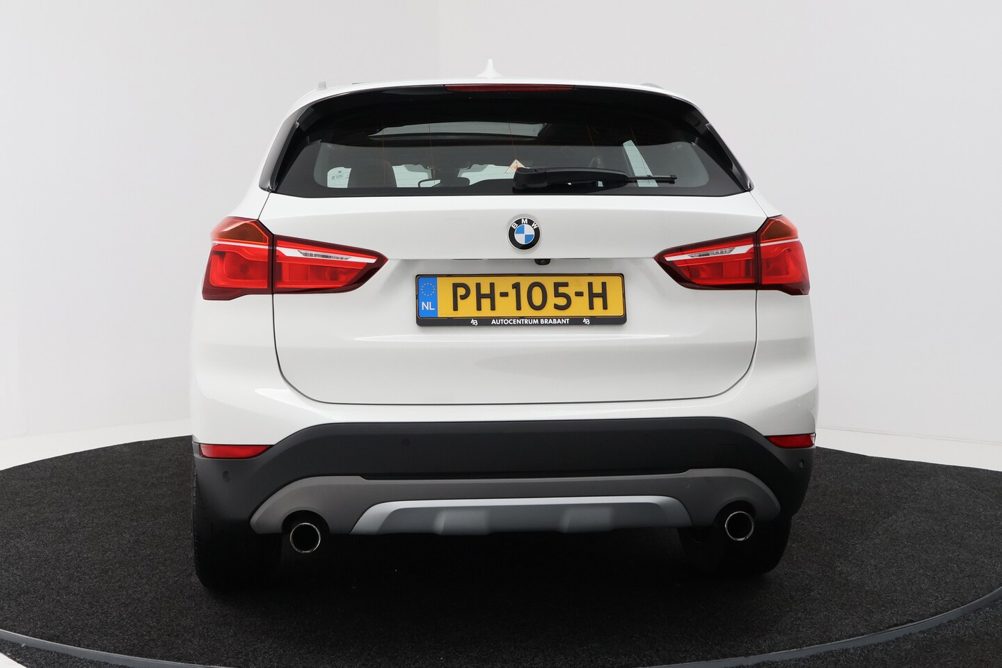 Foto van BMW X1 Sdrive20i