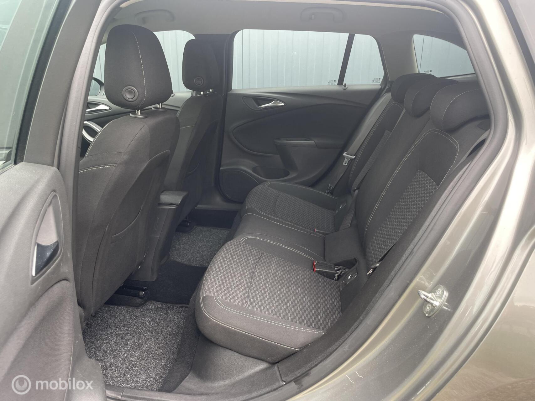 Foto van Opel Astra Sports Tourer