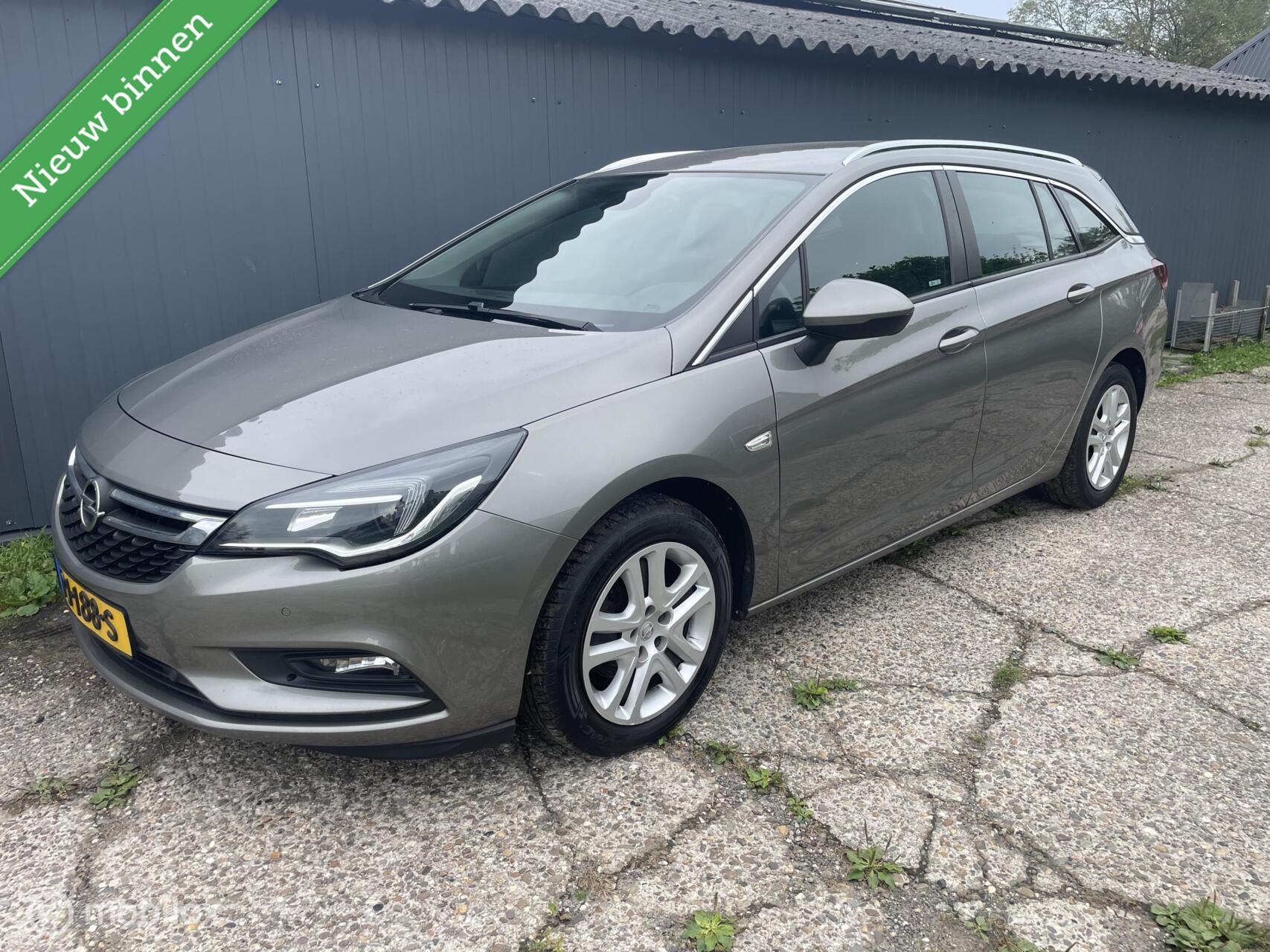 Opel Astra Sports Tourer 1.0 Online Edition 2017 - voorkant