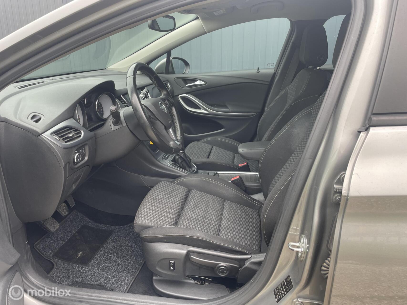 Foto van Opel Astra Sports Tourer