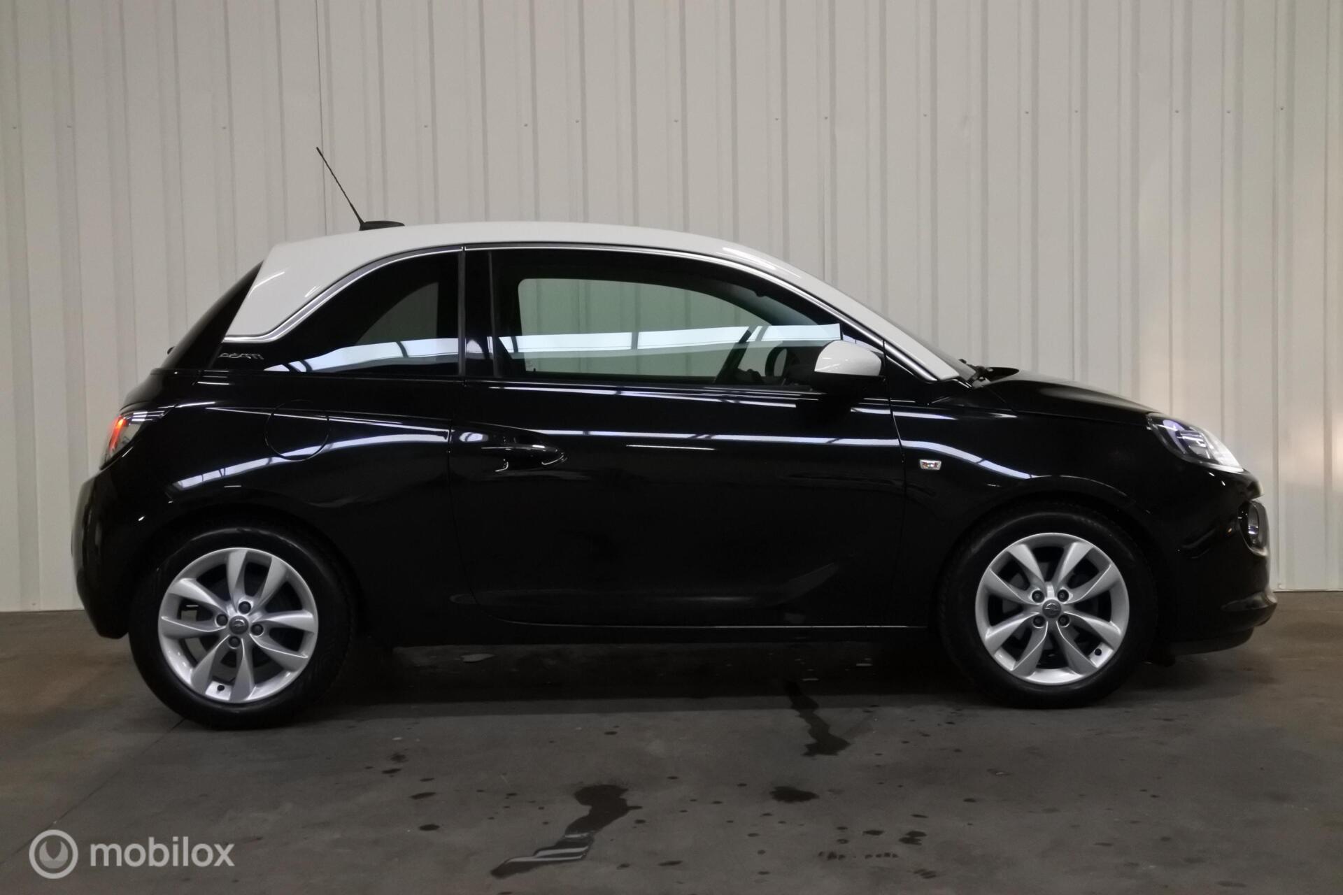 Foto van Opel Adam