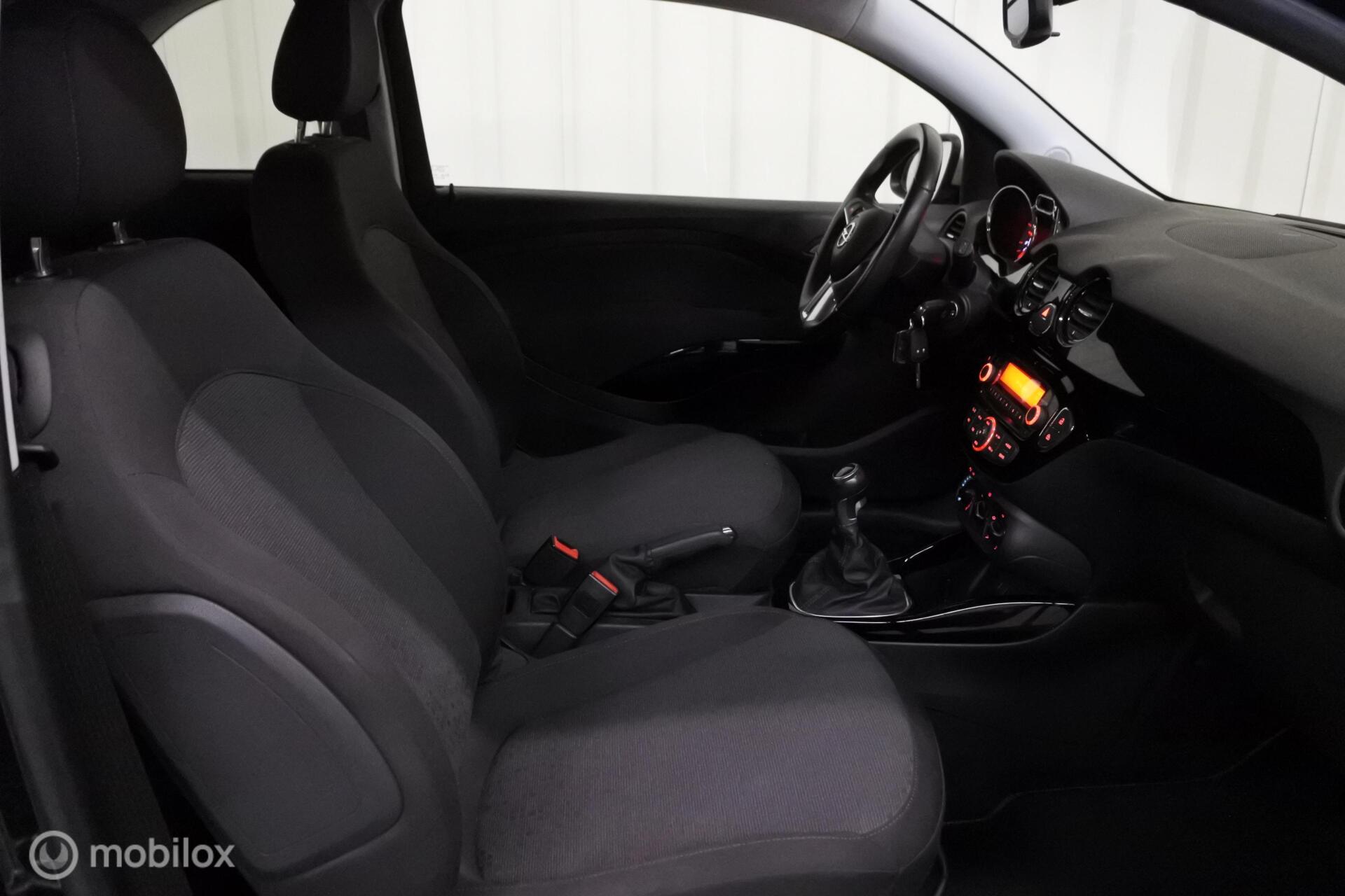 Foto van Opel Adam
