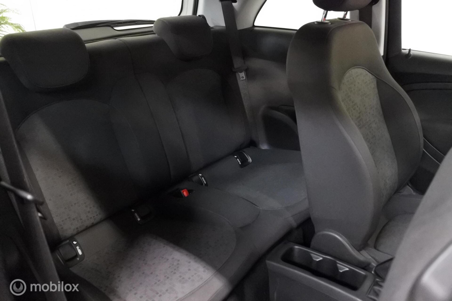 Foto van Opel Adam