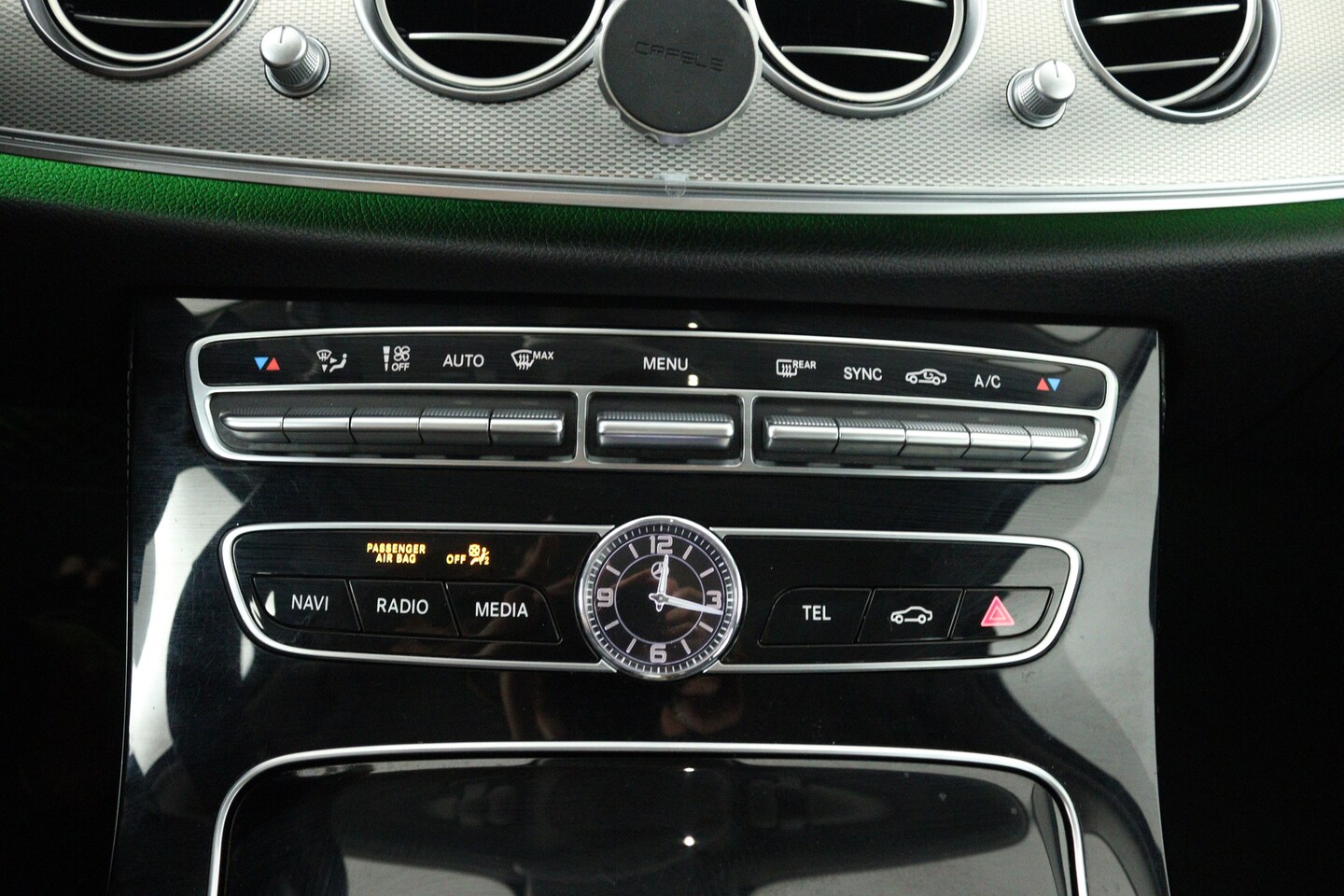 Foto van Mercedes-Benz E 200