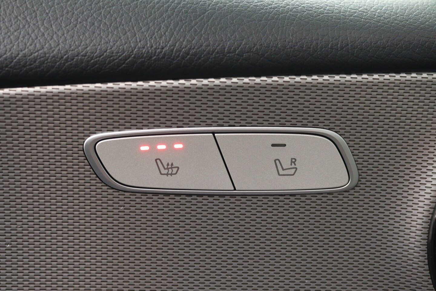 Foto van Mercedes-Benz E 200