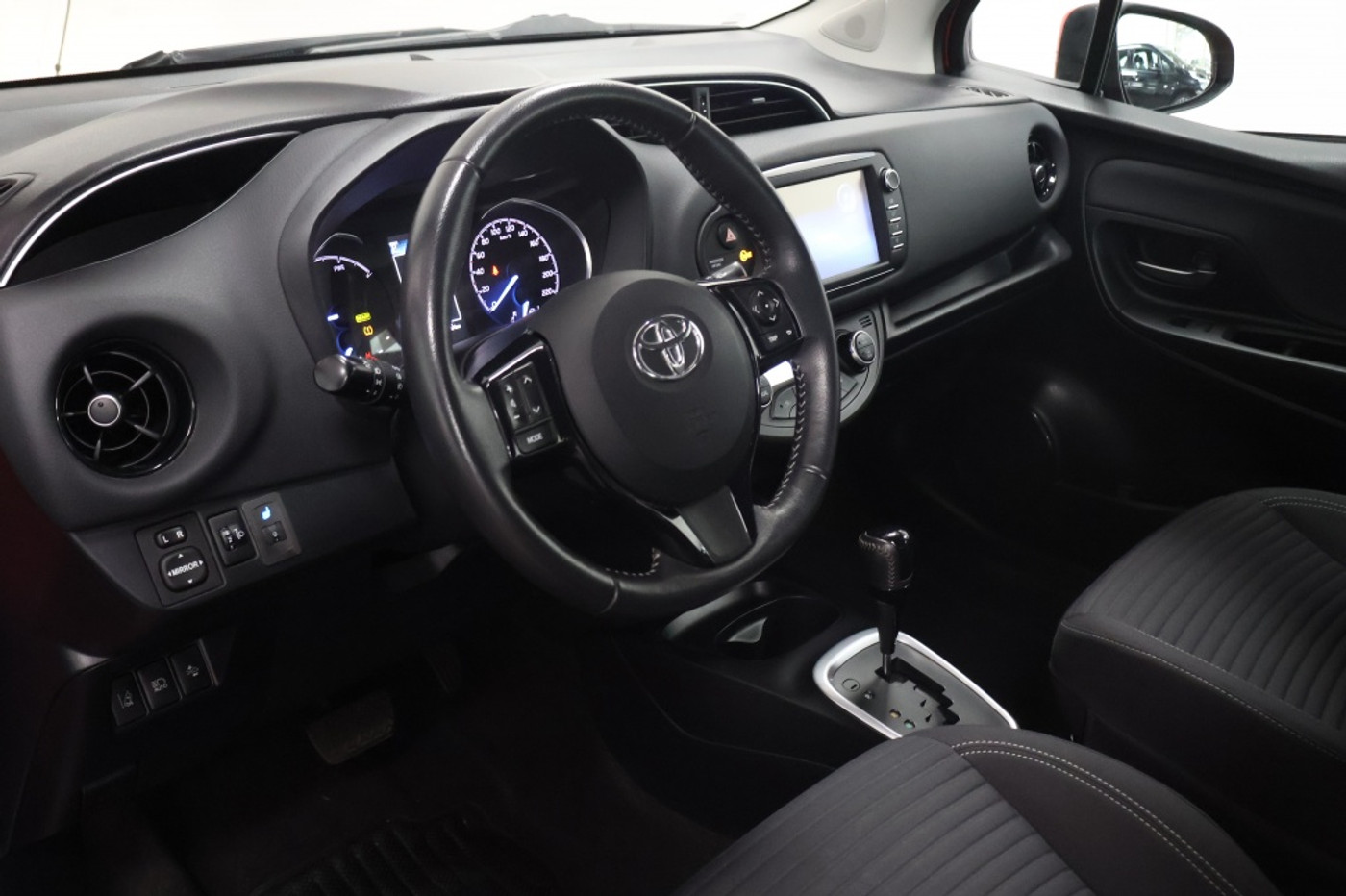 Foto van Toyota Toyota Yaris Hybrid