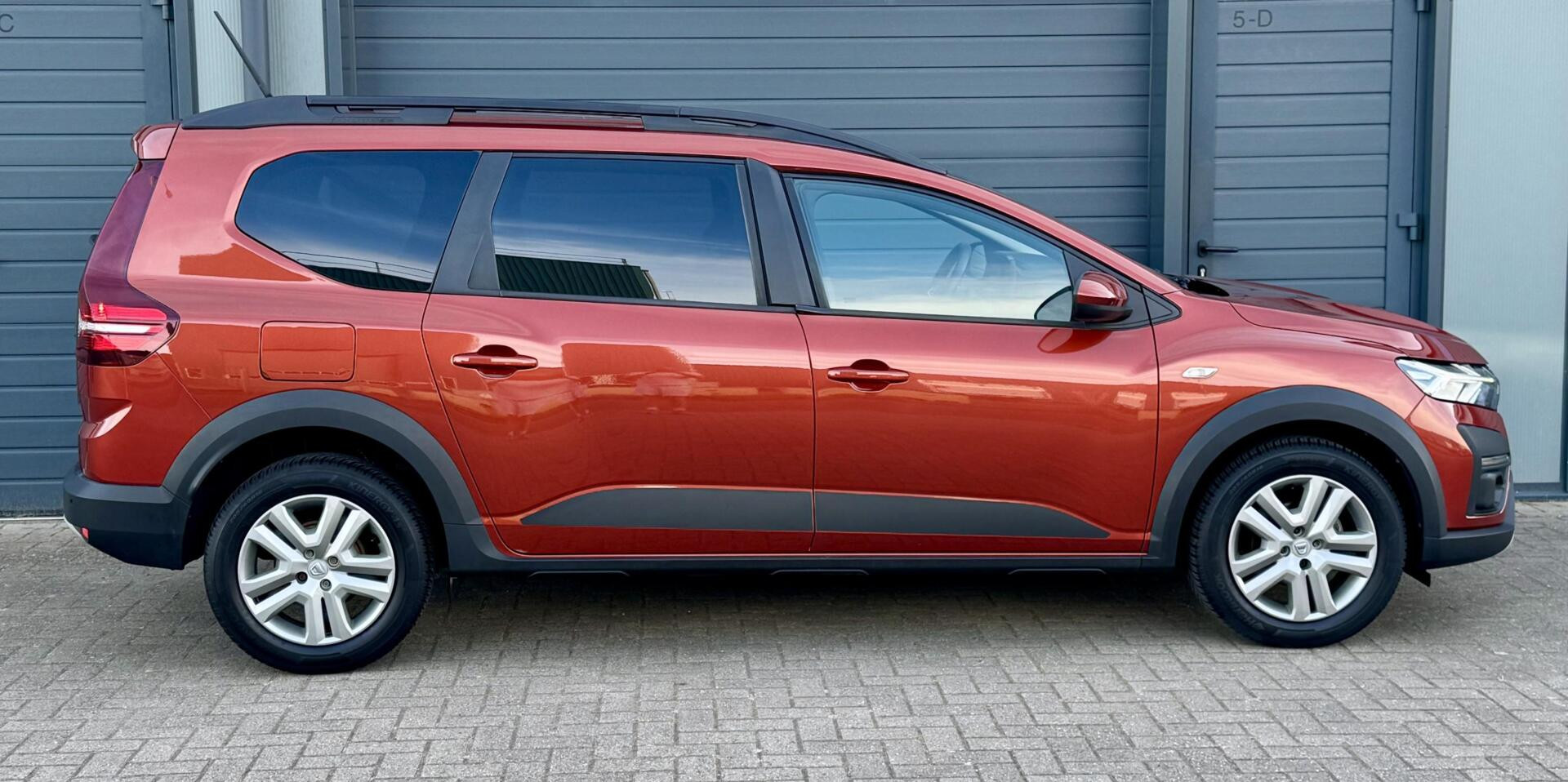Foto van Dacia Jogger