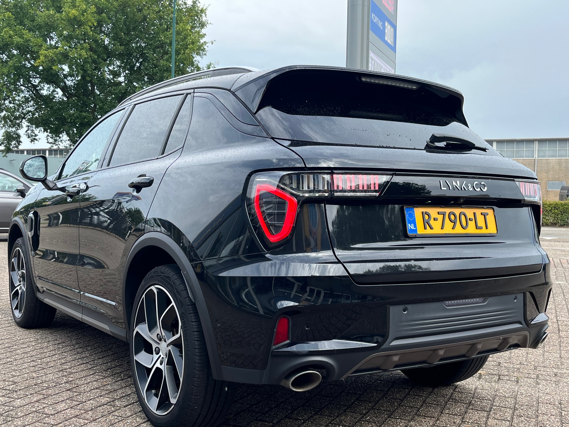 Foto van Lynk&co LYNK & Co 01