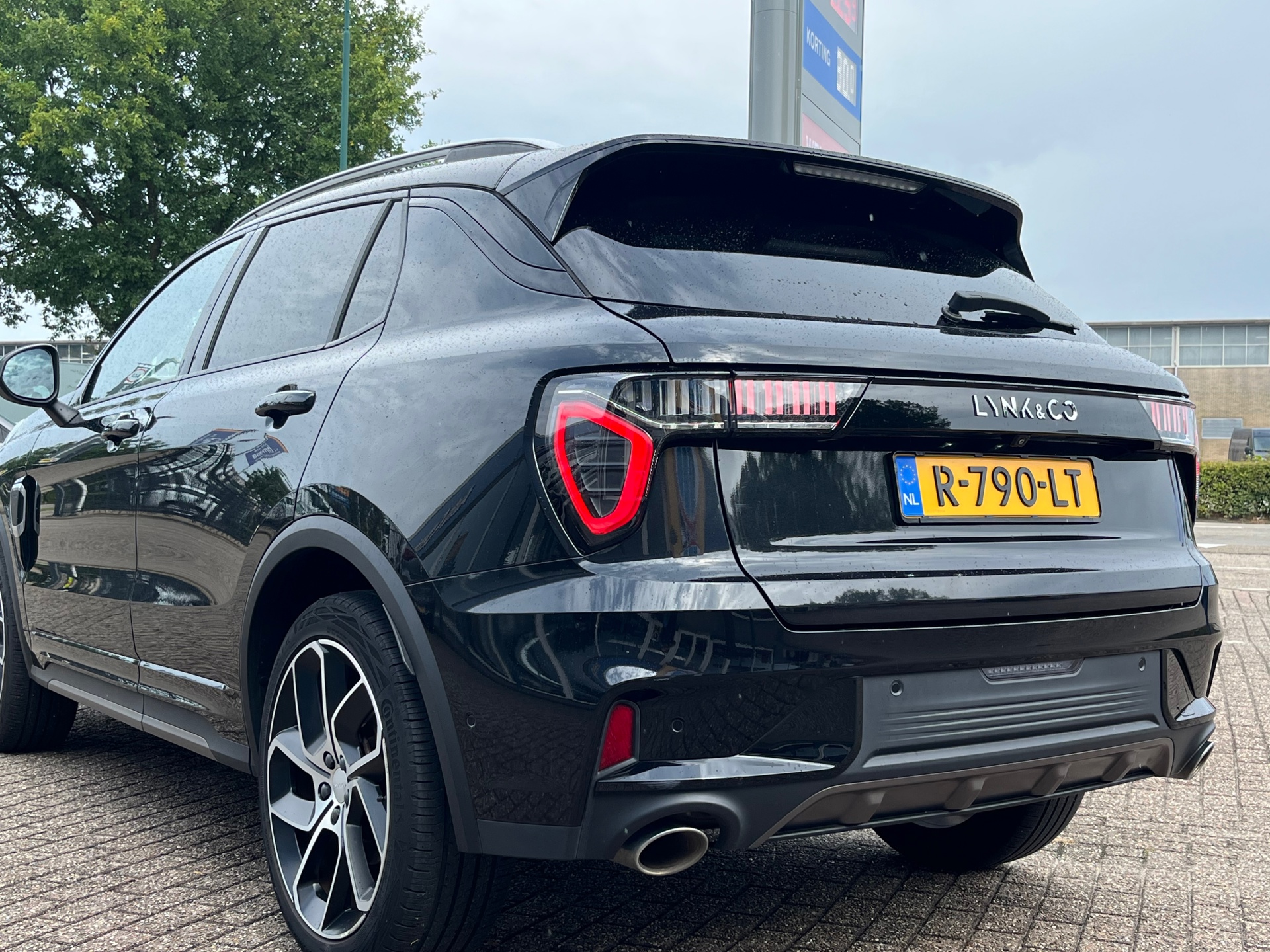 Foto van Lynk&co LYNK & Co 01