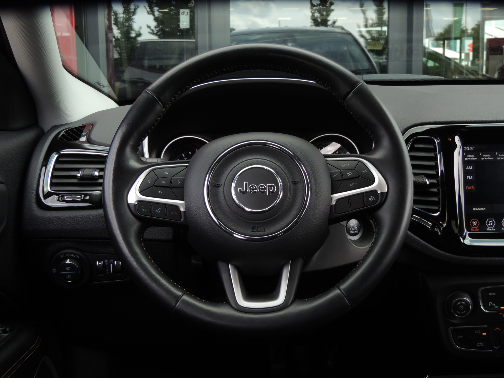 Foto van Jeep Compass