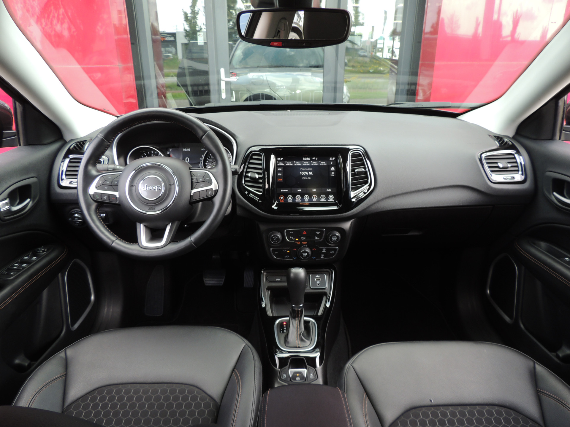Foto van Jeep Compass