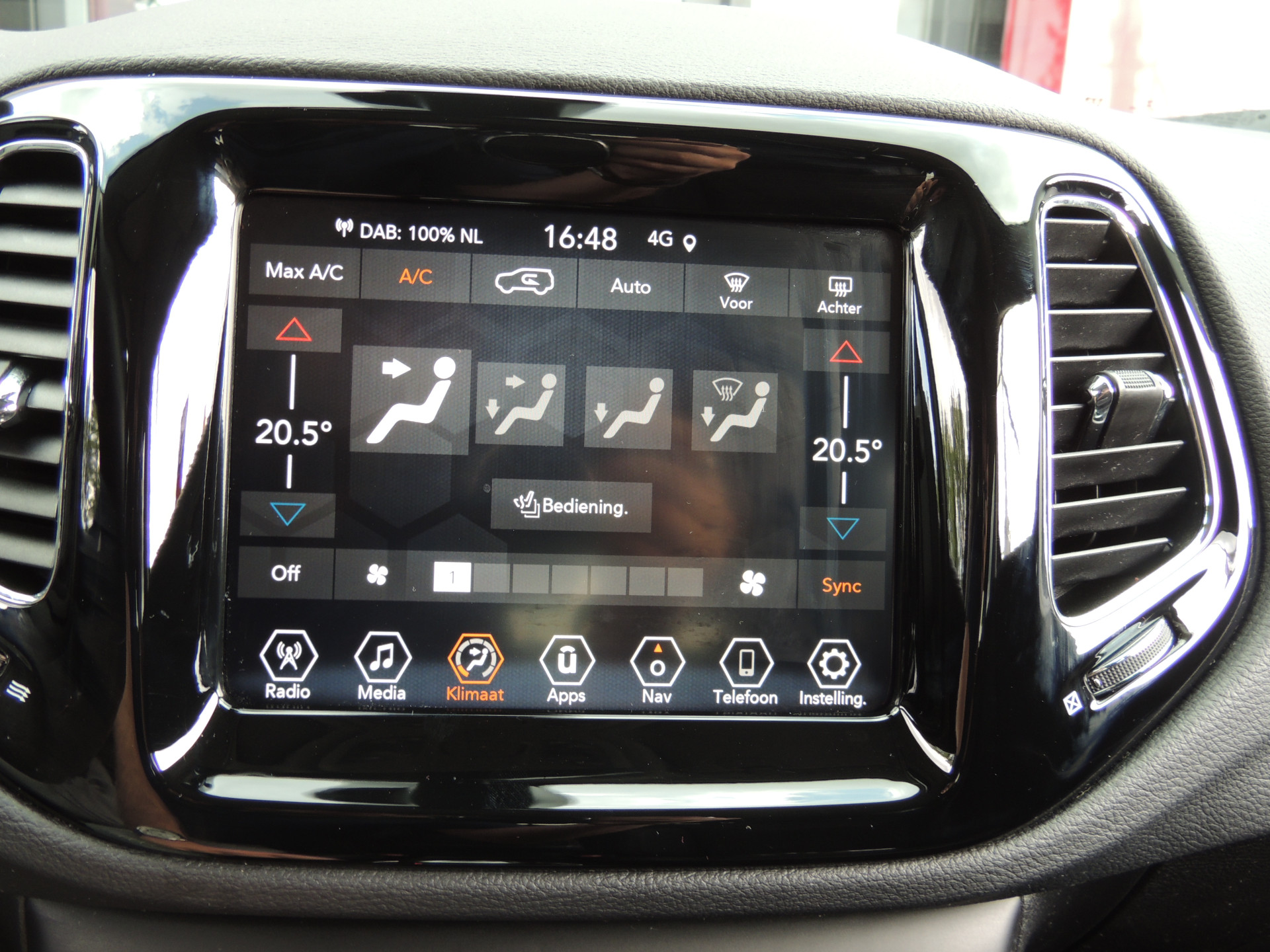 Foto van Jeep Compass