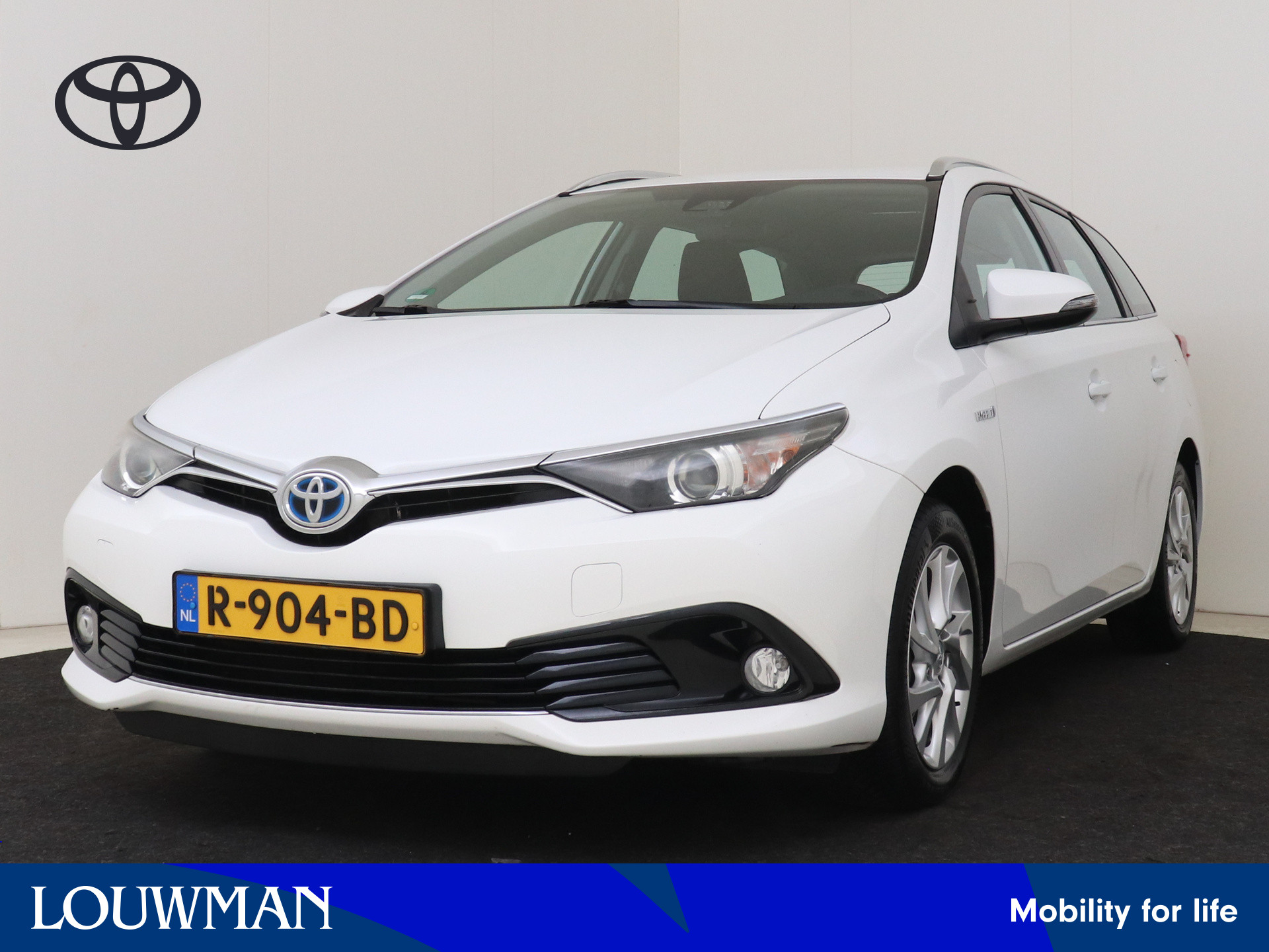 Toyota Toyota Auris 1.8 Hybrid Aspiration 2017 - voorkant