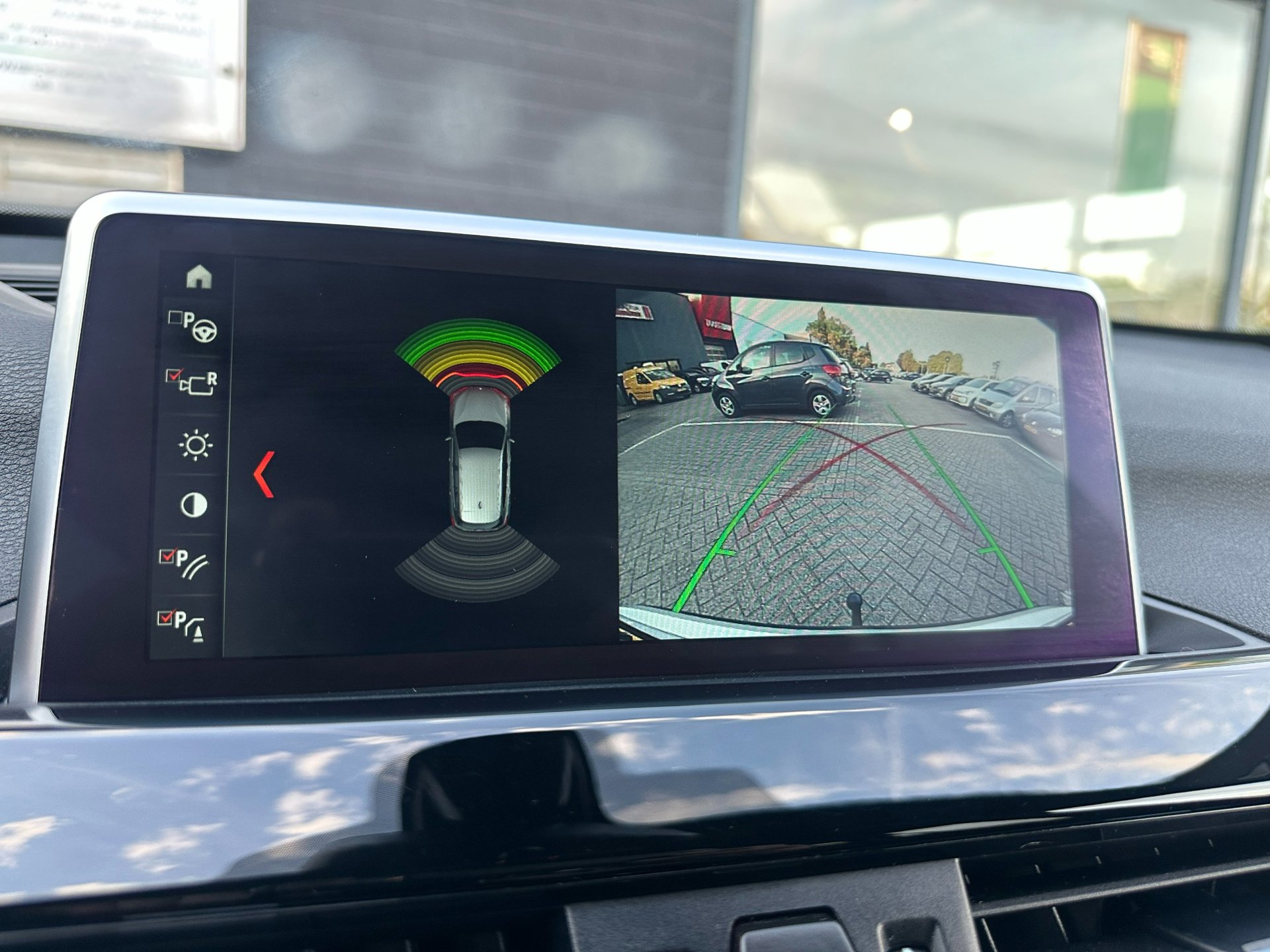 Foto van BMW X1 Sdrive18i
