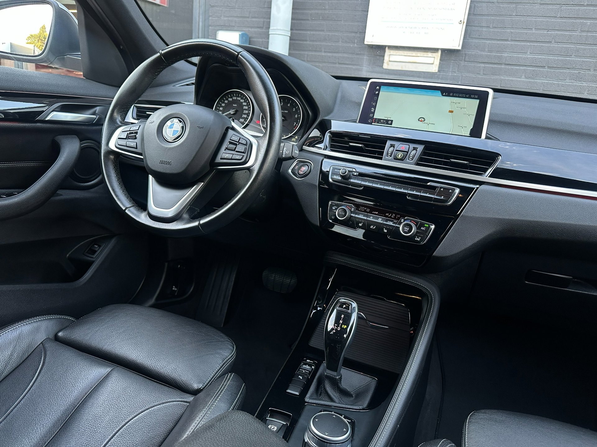 Foto van BMW X1 Sdrive18i