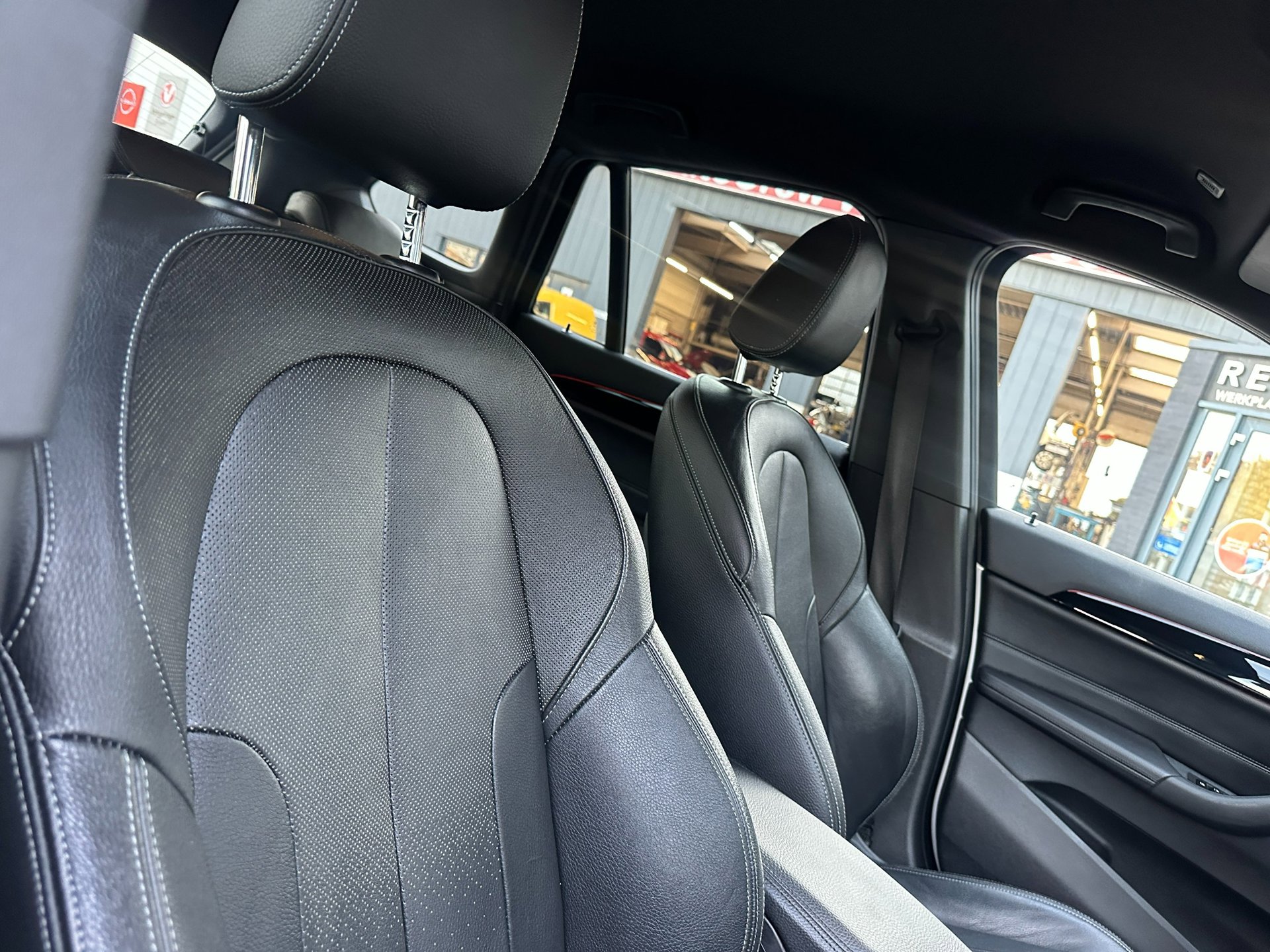 Foto van BMW X1 Sdrive18i