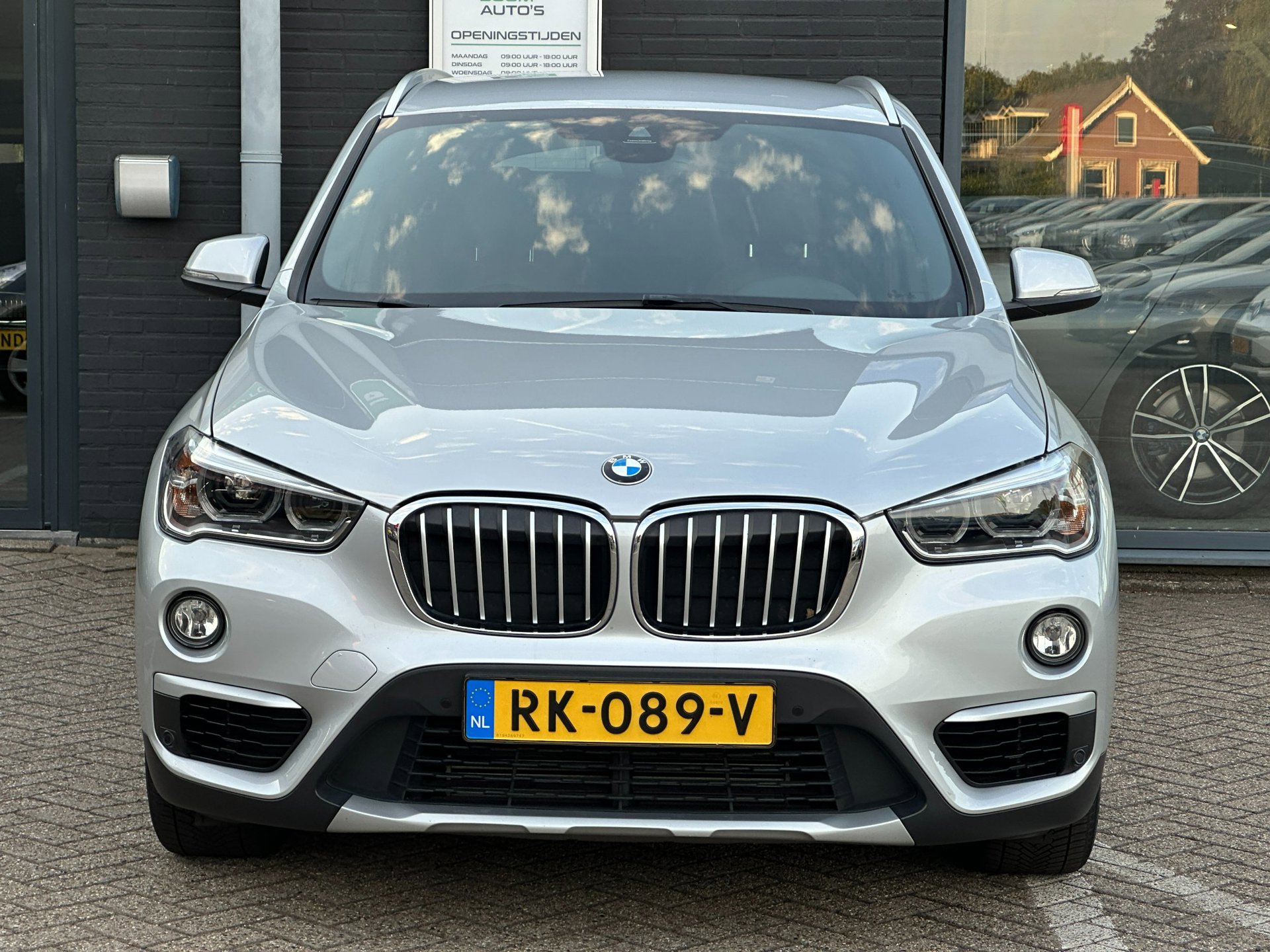 Foto van BMW X1 Sdrive18i