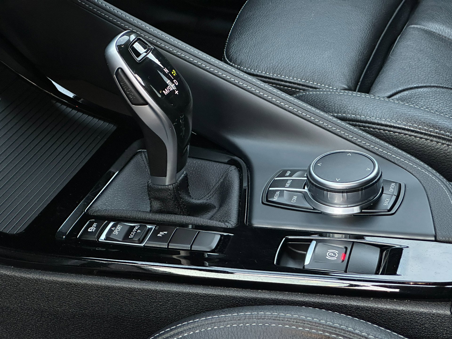 Foto van BMW X1 Sdrive18i