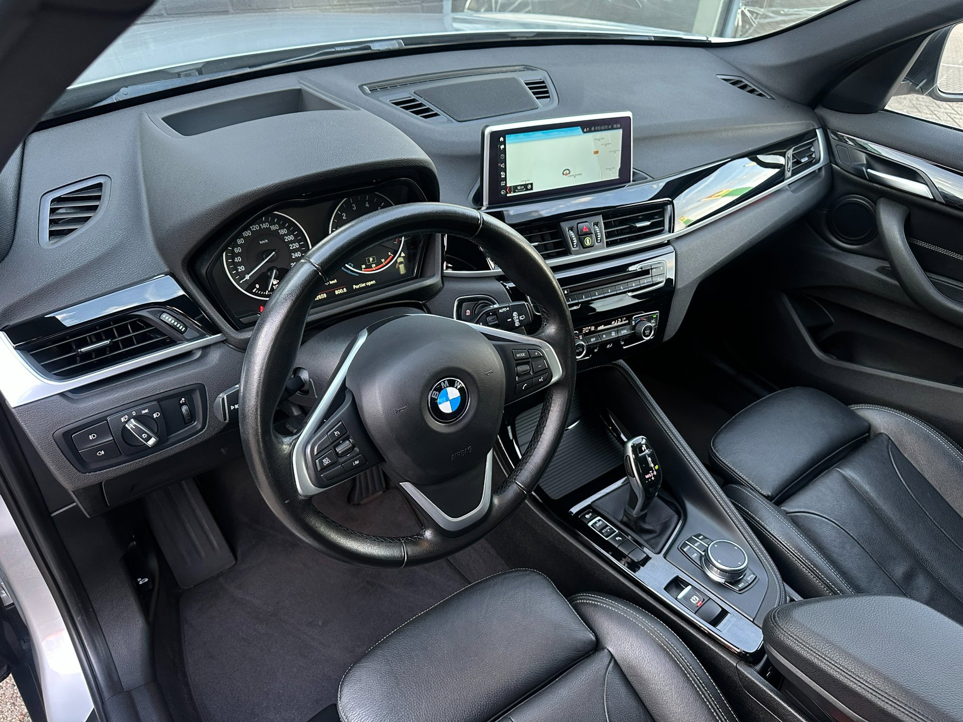 Foto van BMW X1 Sdrive18i