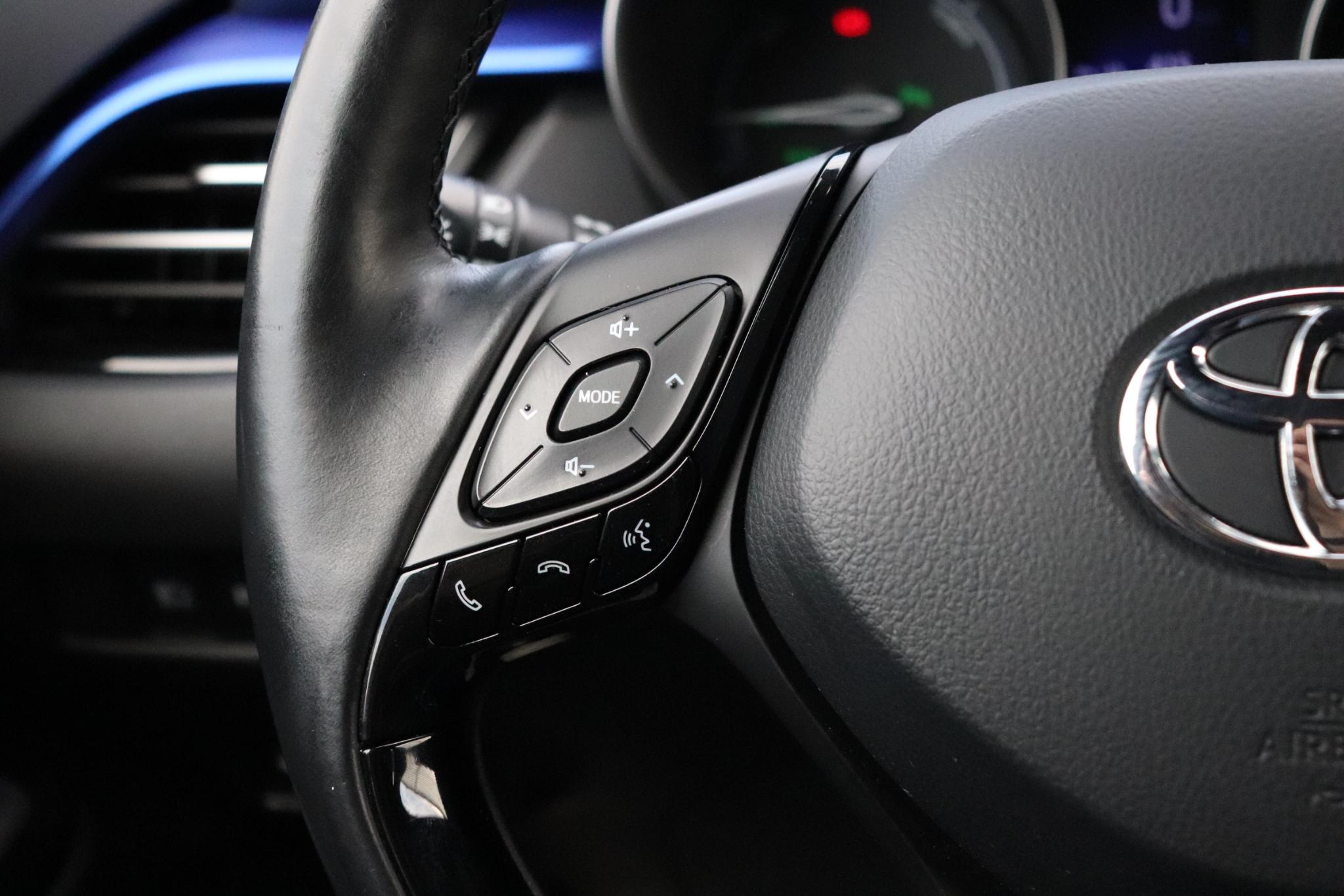 Foto van Toyota Toyota C-hr