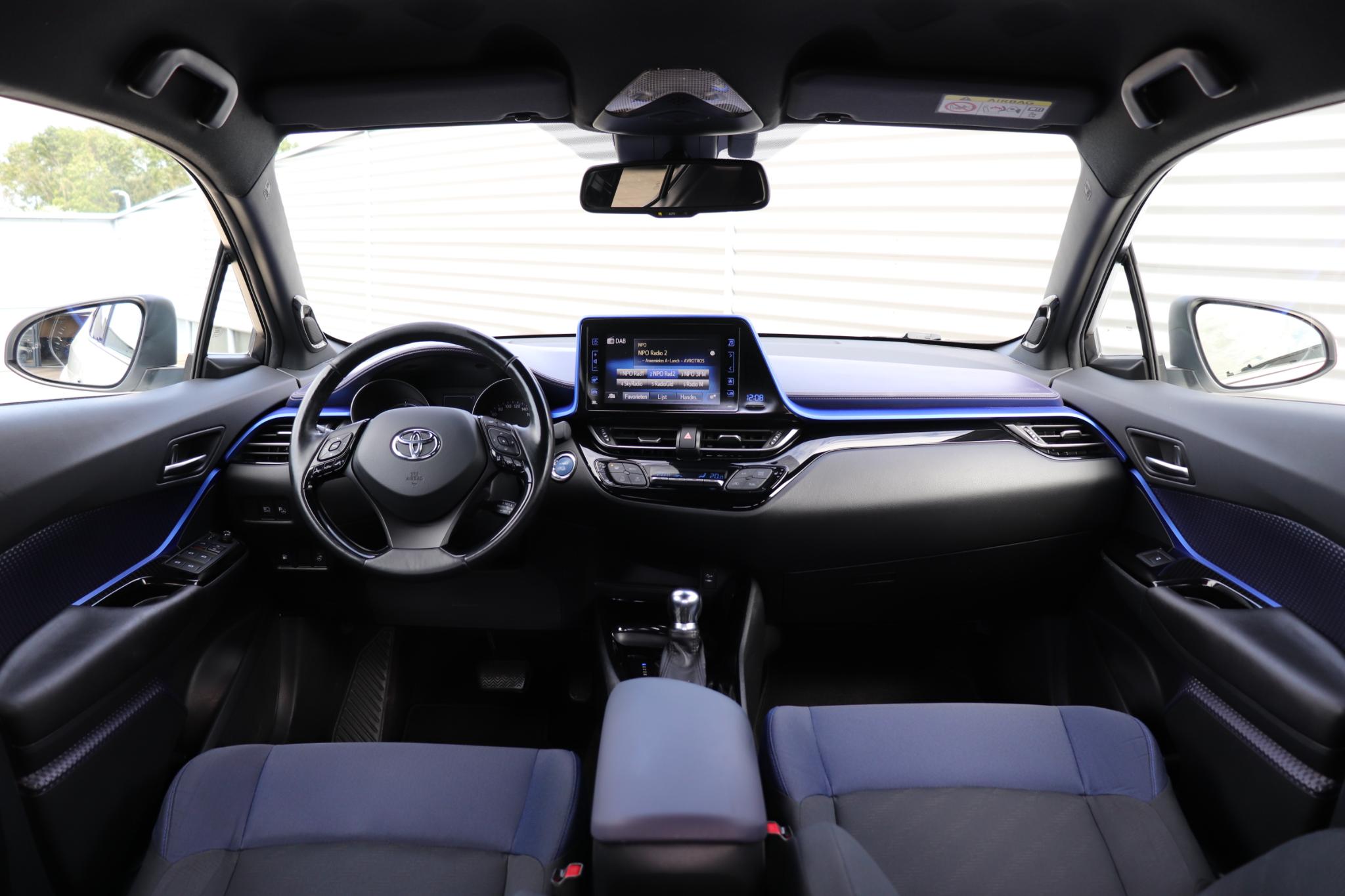 Foto van Toyota Toyota C-hr