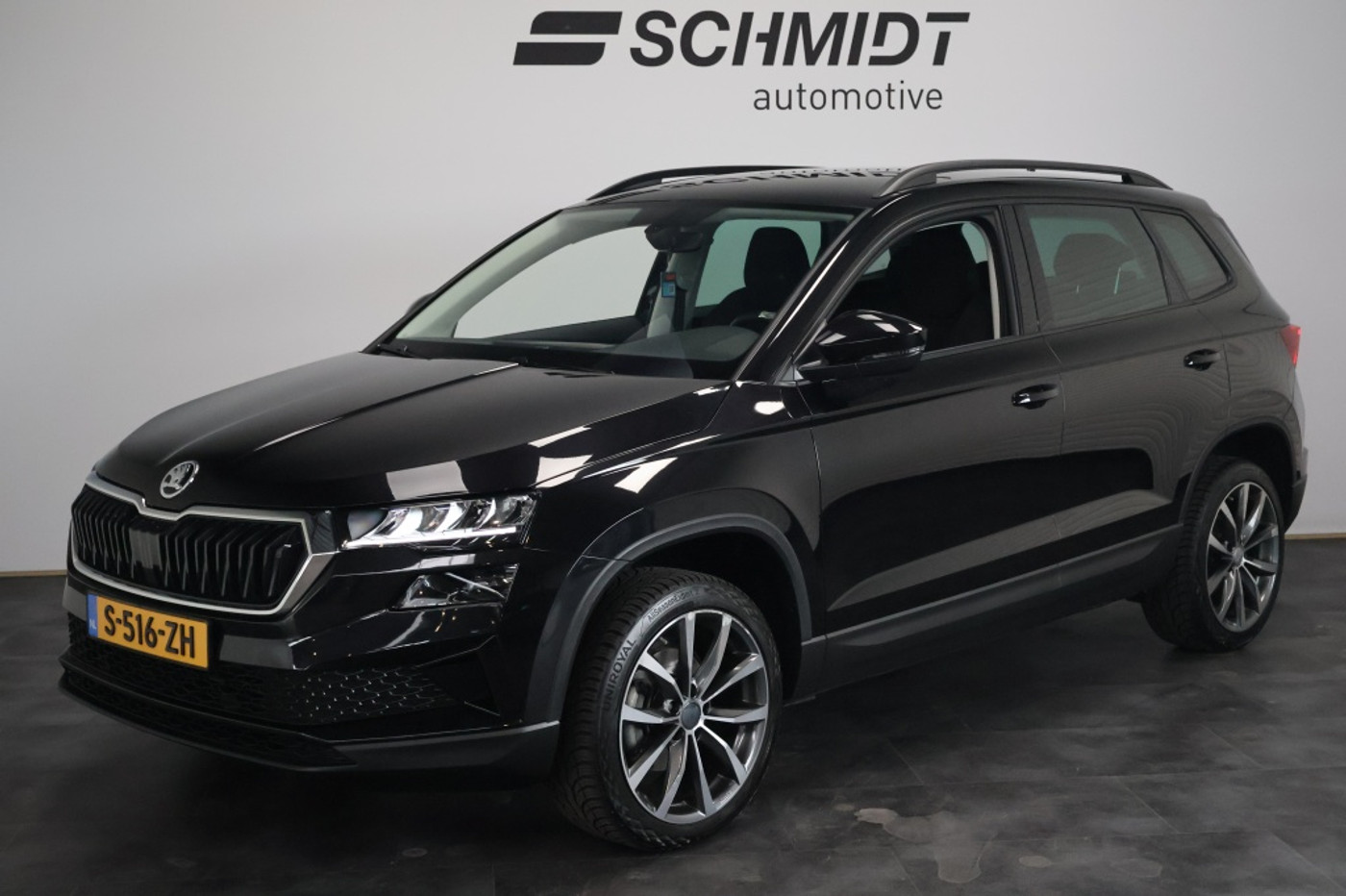 Skoda Karoq 1.0 TSI Business Edition | LED | Navigatie | Carplay | Keyless 2023 - voorkant